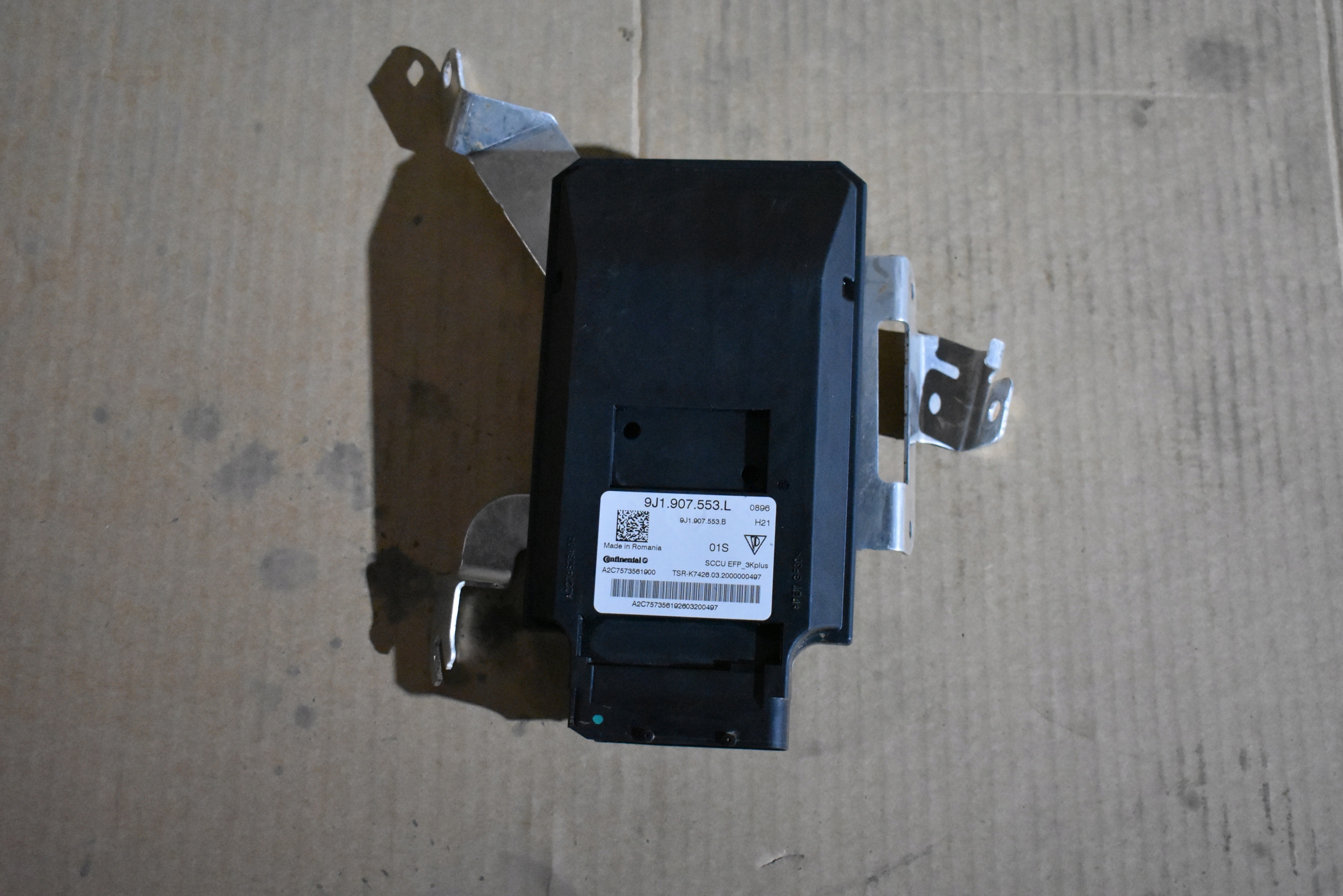 MODUŁ ZAWIESZENIA PORSCHE TAYCAN 1