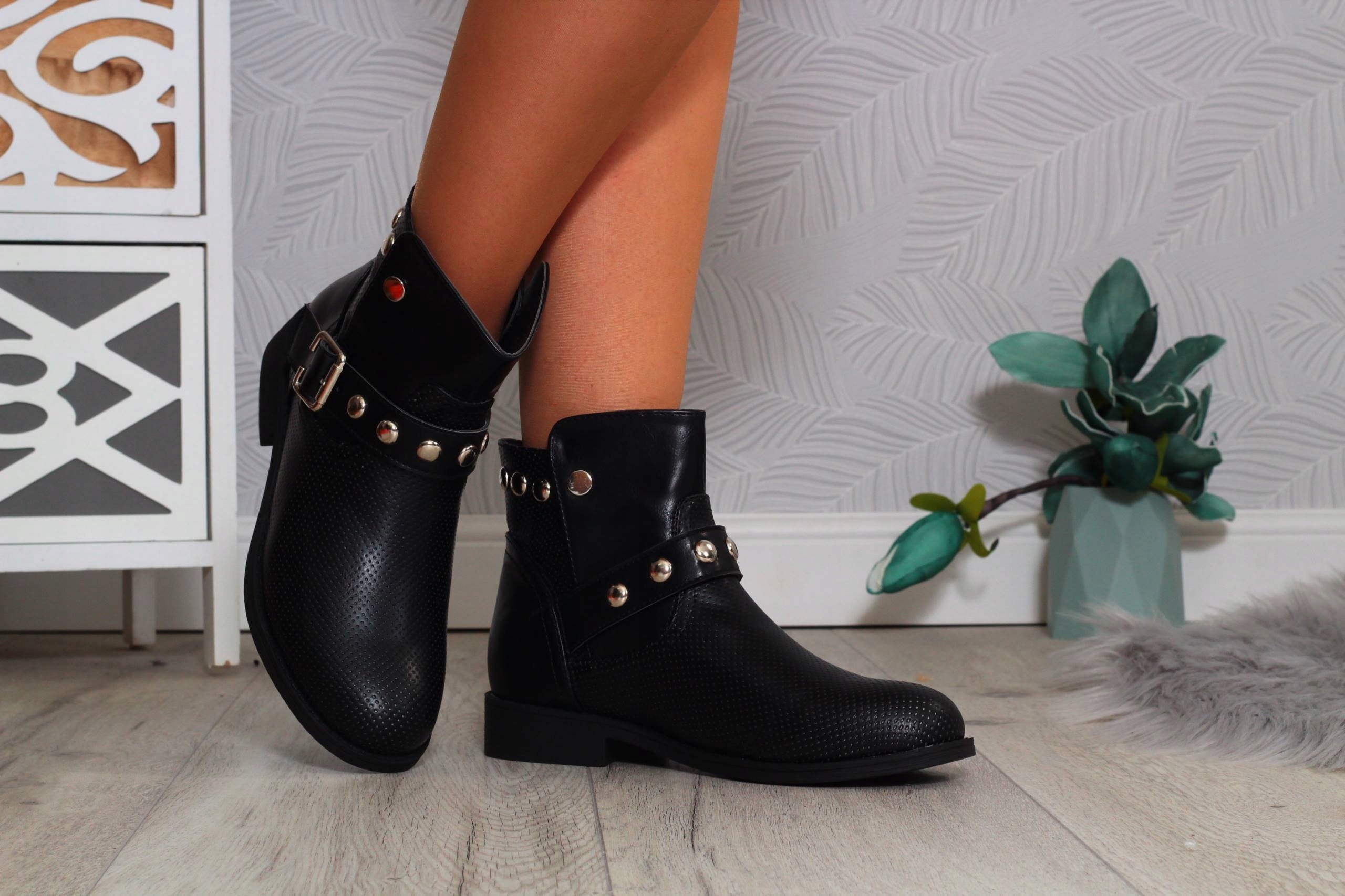 CZARNE BOTKI DAMSKIE WSUWANE PŁASKIE Kod producenta BLACKM9AX7271-1