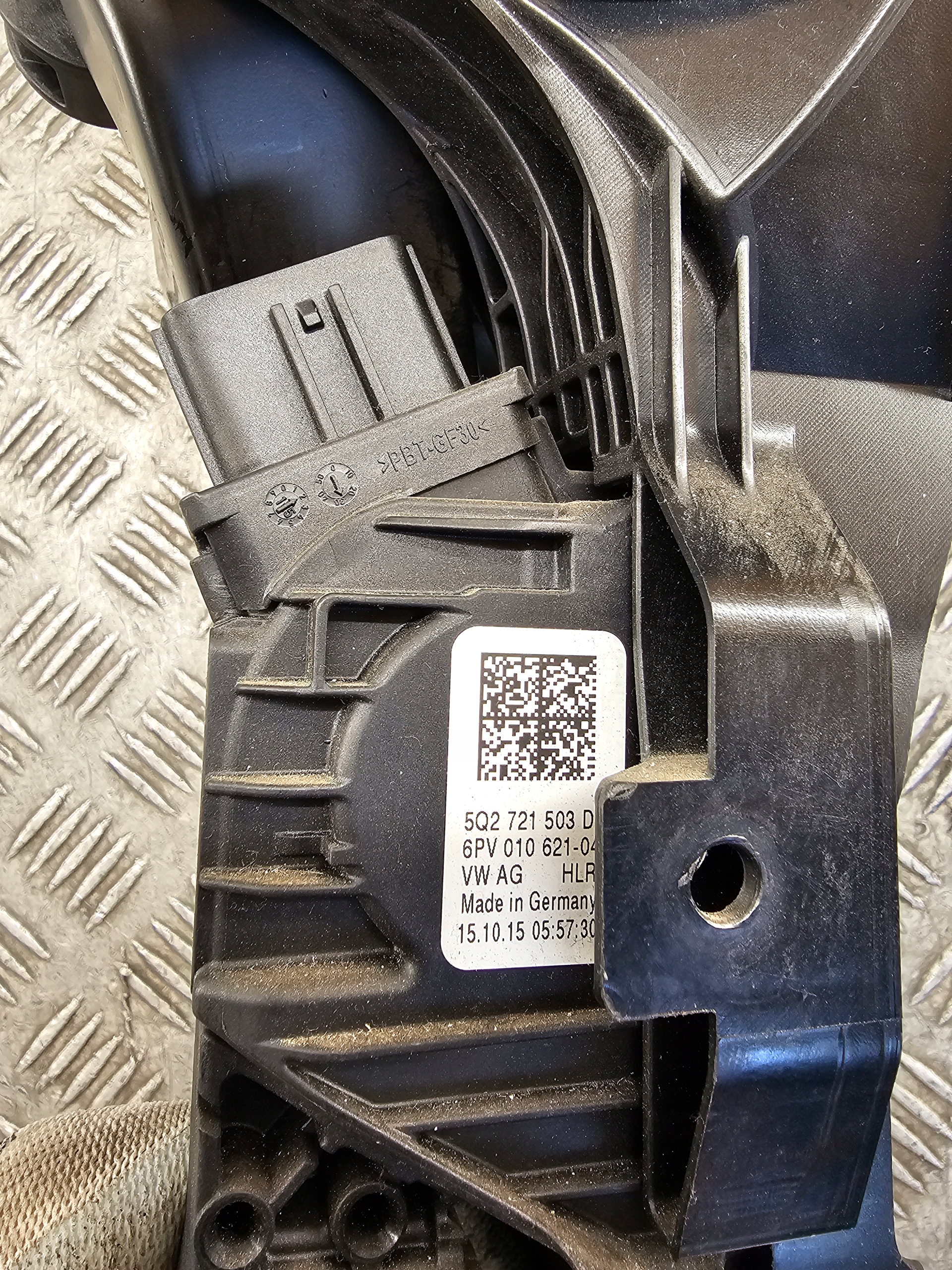 accelerator pedal brakes running board VW GOLF VII 5Q2721058AN