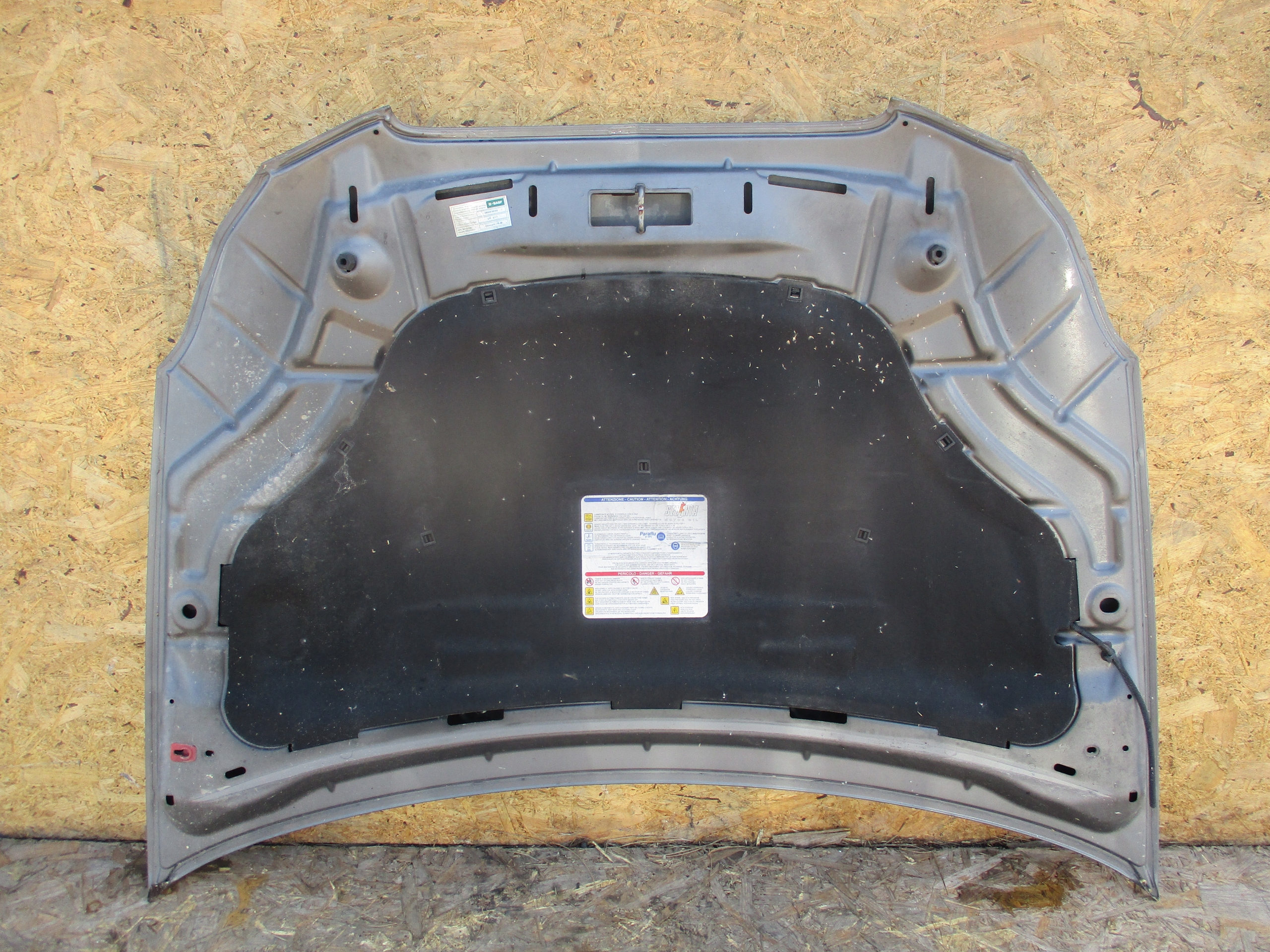 CAPOT AVANT LANCIA DELTA 07
