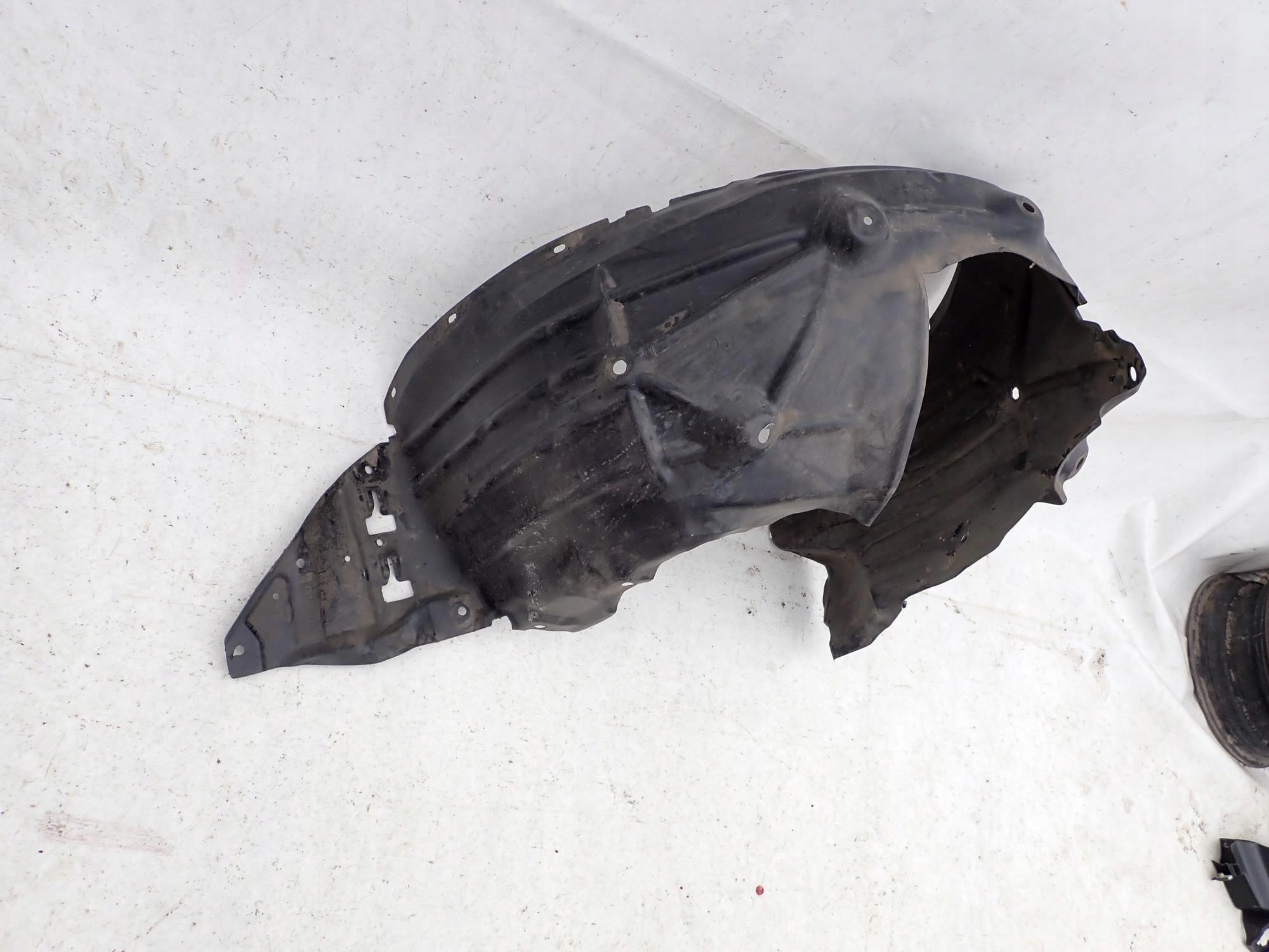MAZDA 2 III 14-19 mudguard front front right