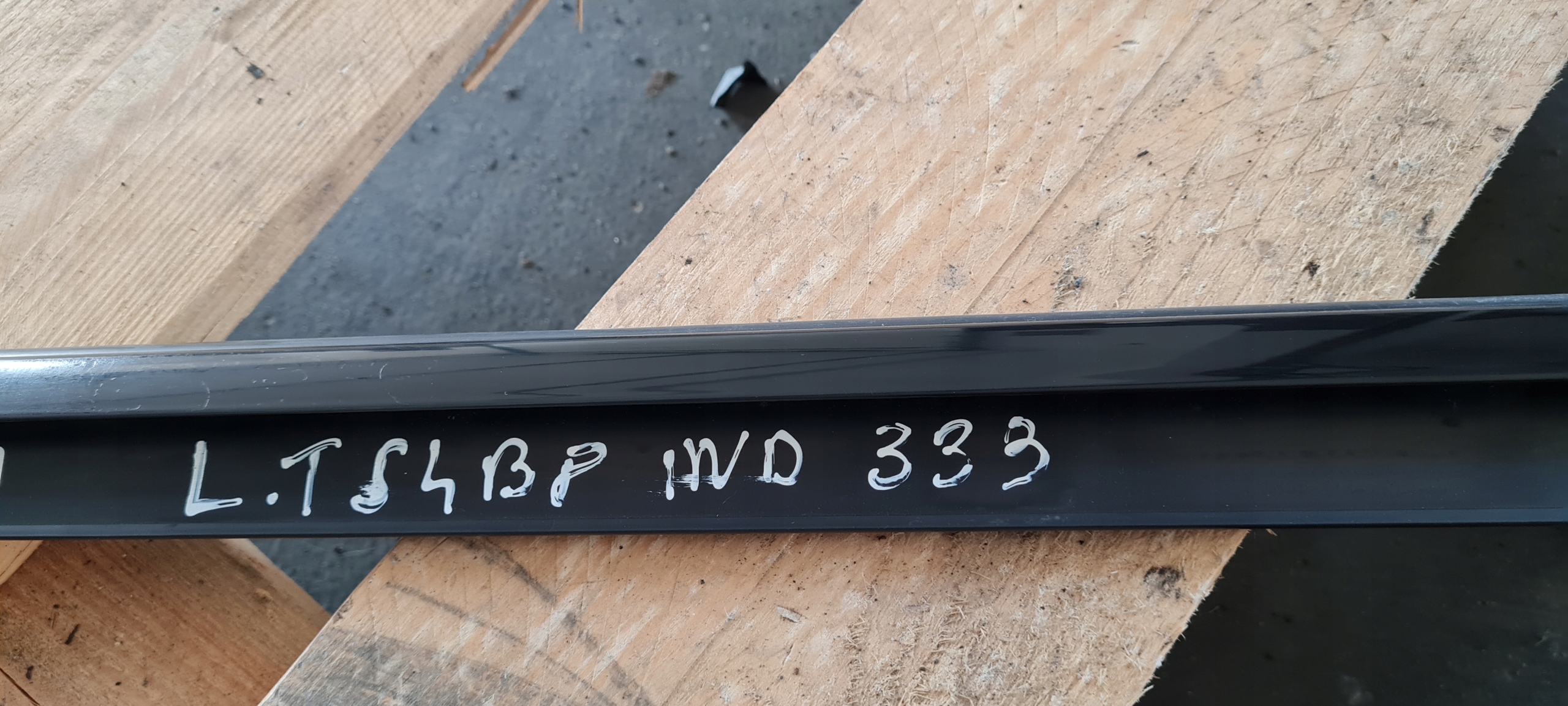 S4 B8 LIFT A4 moulding dust left left rear part BLACK PIANO 8K0853763L