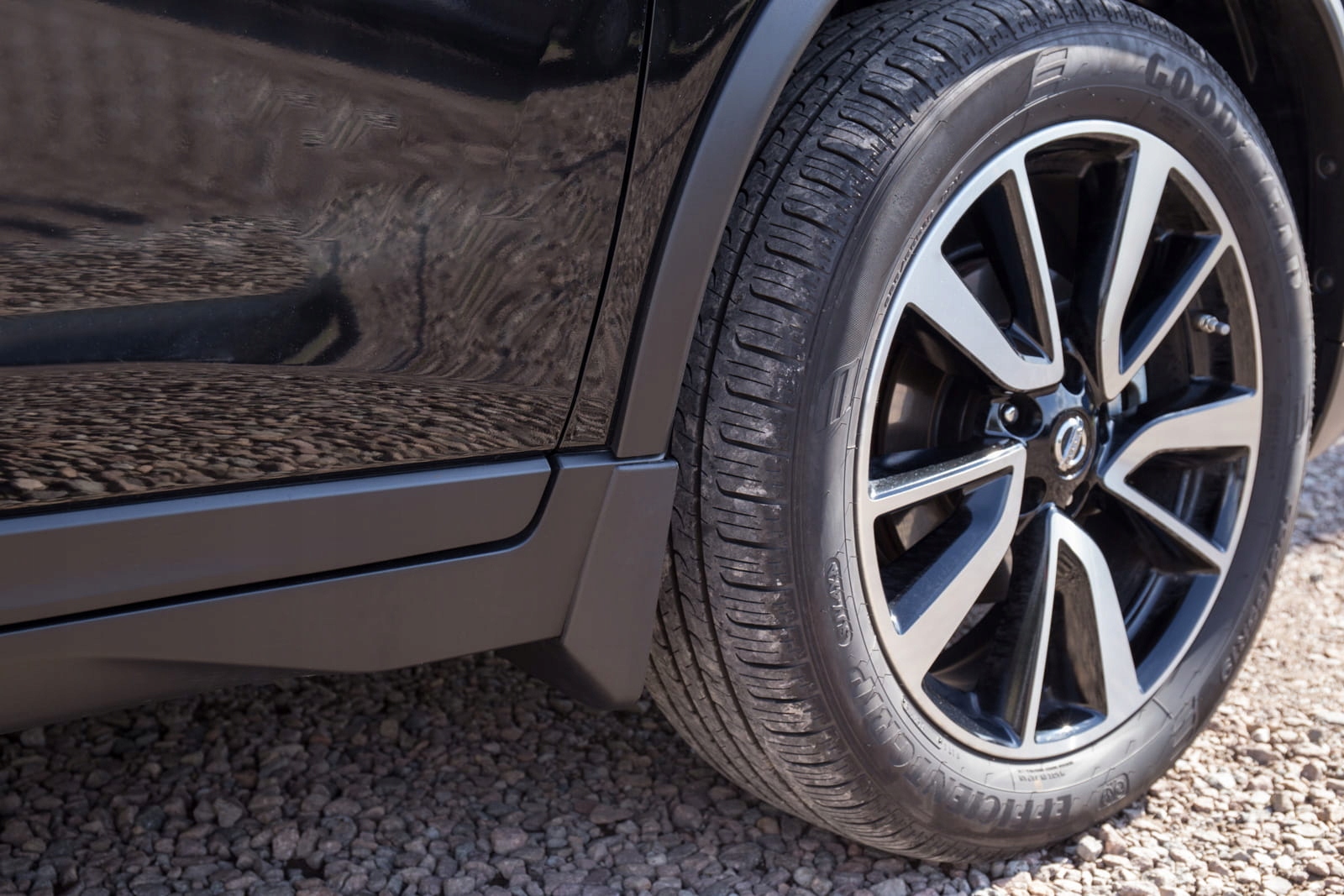 CHLAPACZE 2014+ NISSAN X-TRAIL Waga produktu z opakowaniem jednostkowym 2 kg