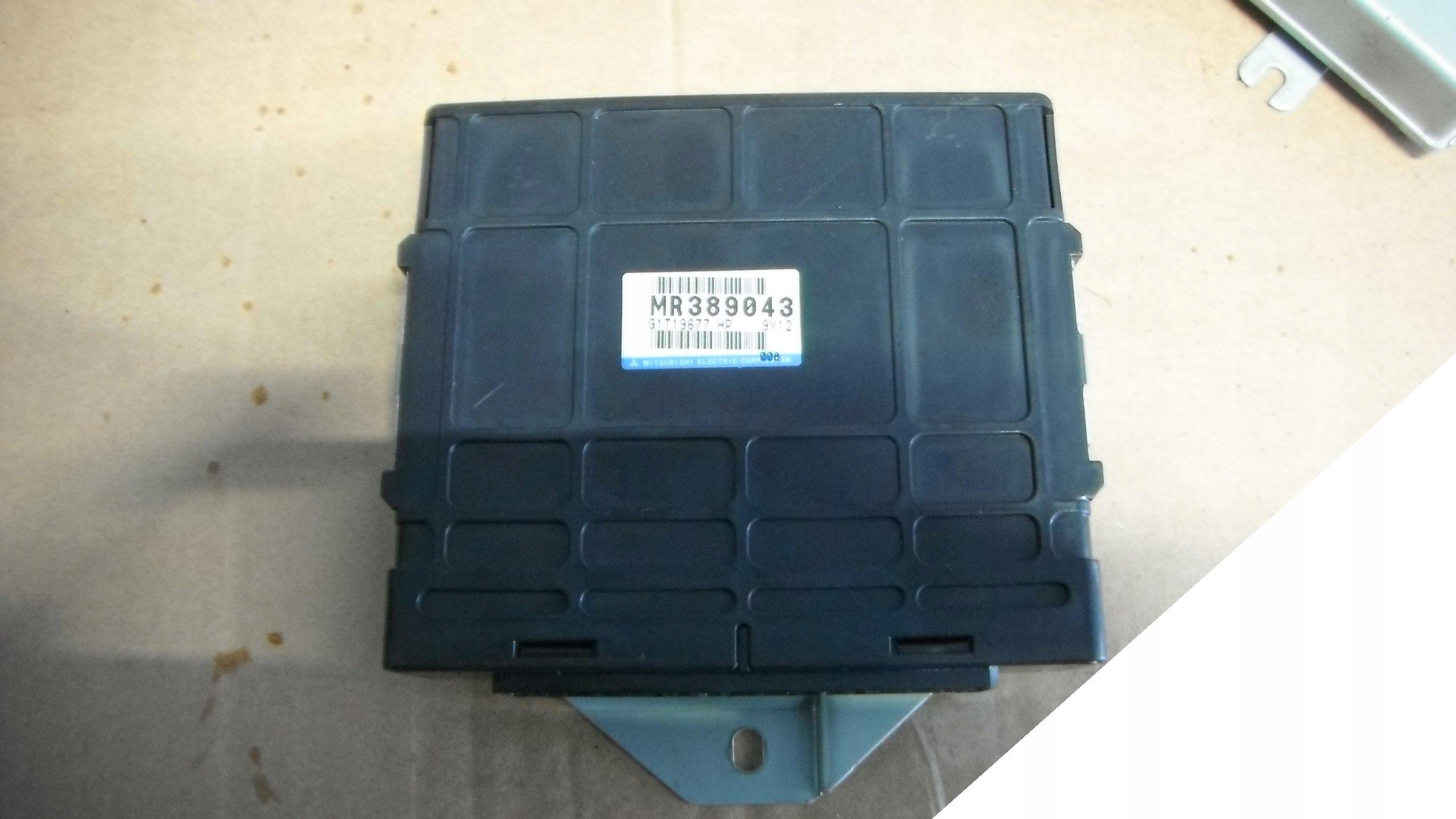 MITSUBISHI STEROWNIK SKRZYNI BIEGÓW MR389043