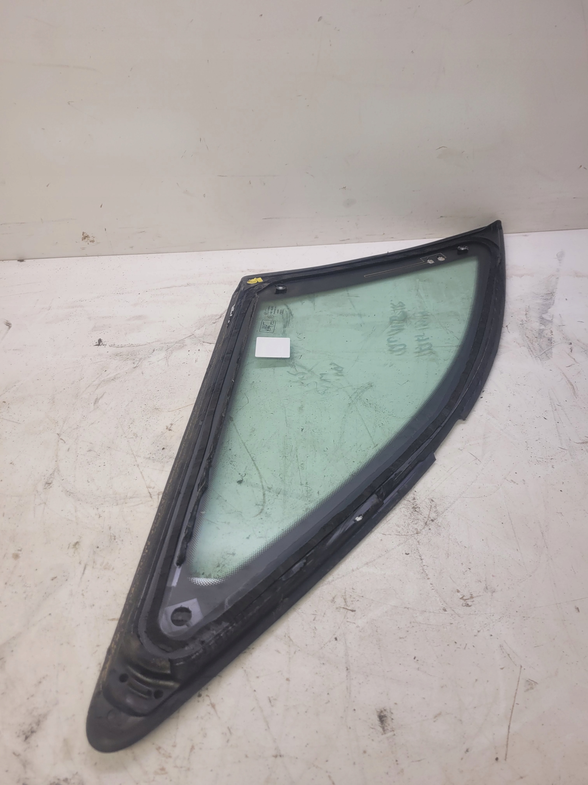 window bodywork right rear part AUDI A4 B9 AVANT KOMBI 8W9 2015R original !!!