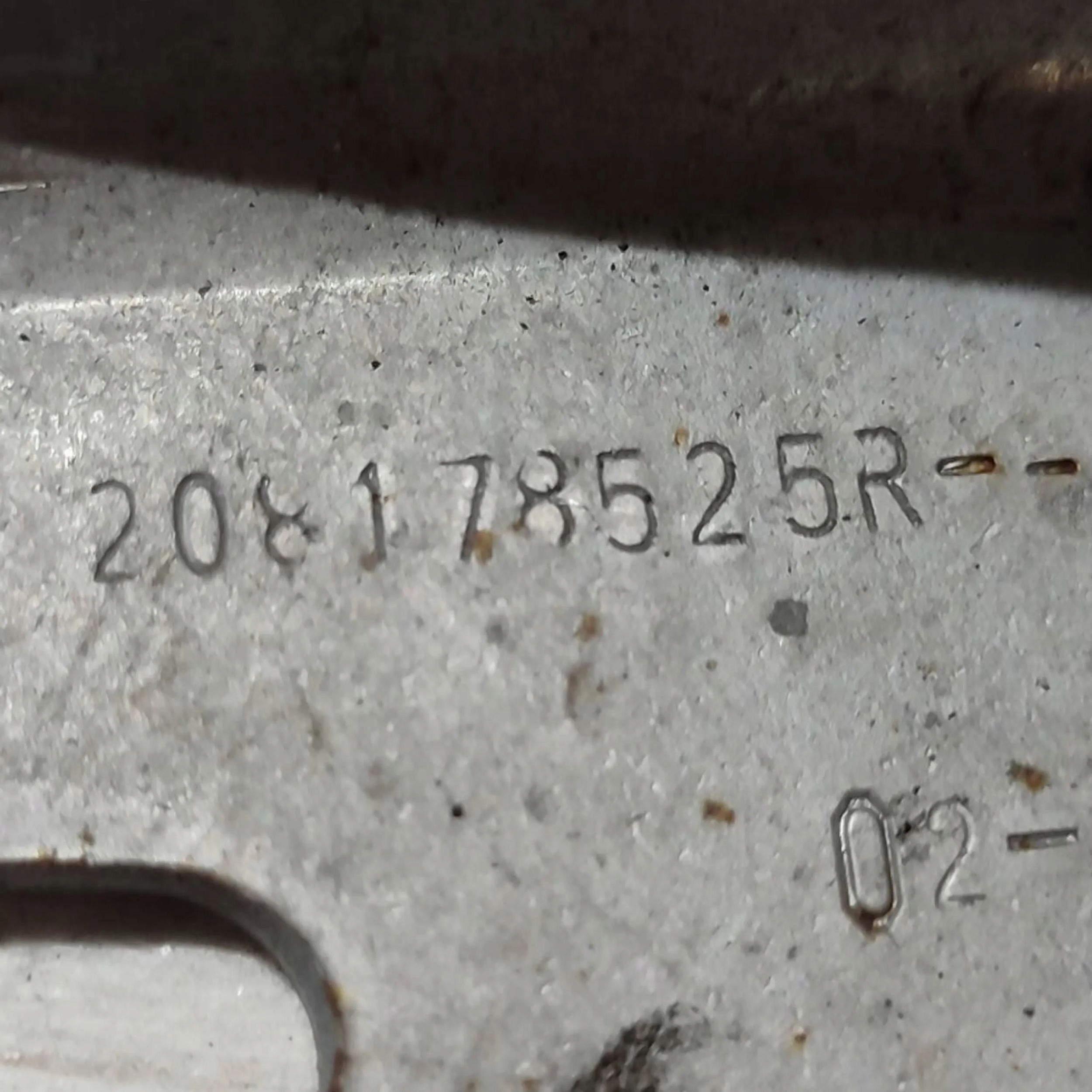 Nissan Qashqai 16r 1.5dci holder engine mount