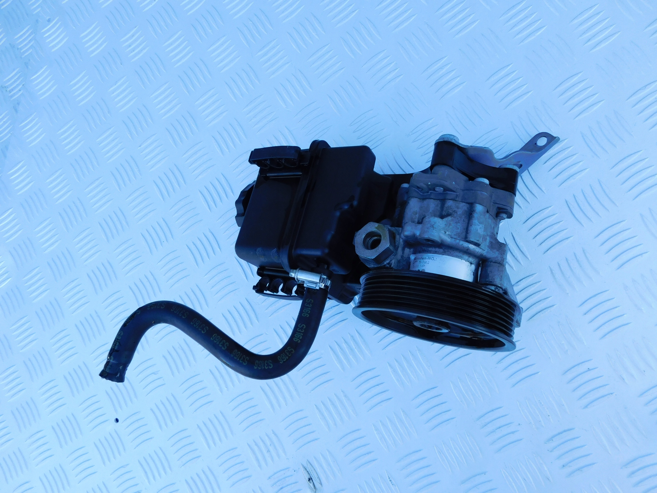 Pompa servosterzo Sprinter 906 2.2 CDI OM651 ZF OEM Originale A0064667801