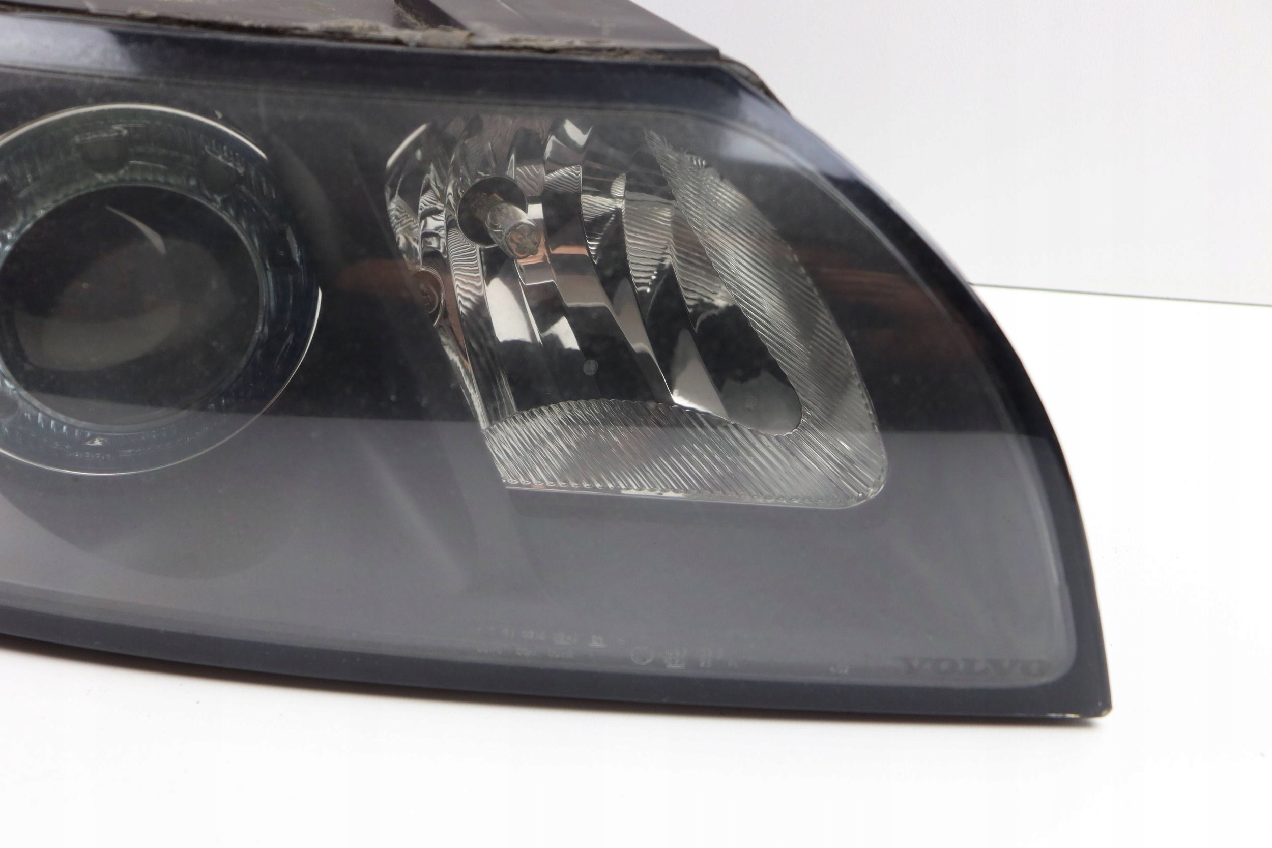 VOLVO S40 II V50 light front right front 0301198272 EUROPA