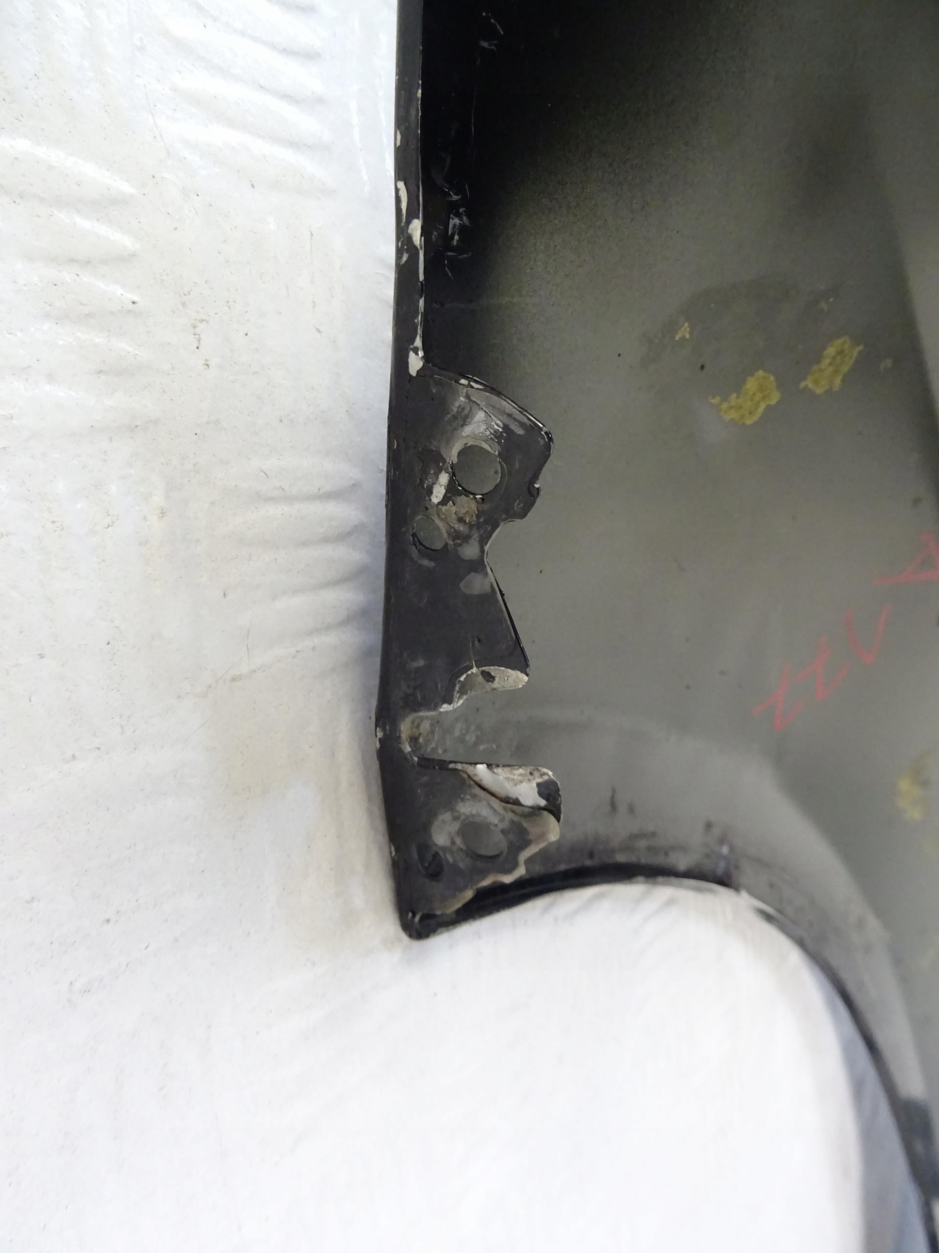 fender front front right MERCEDES A-KLASA W177