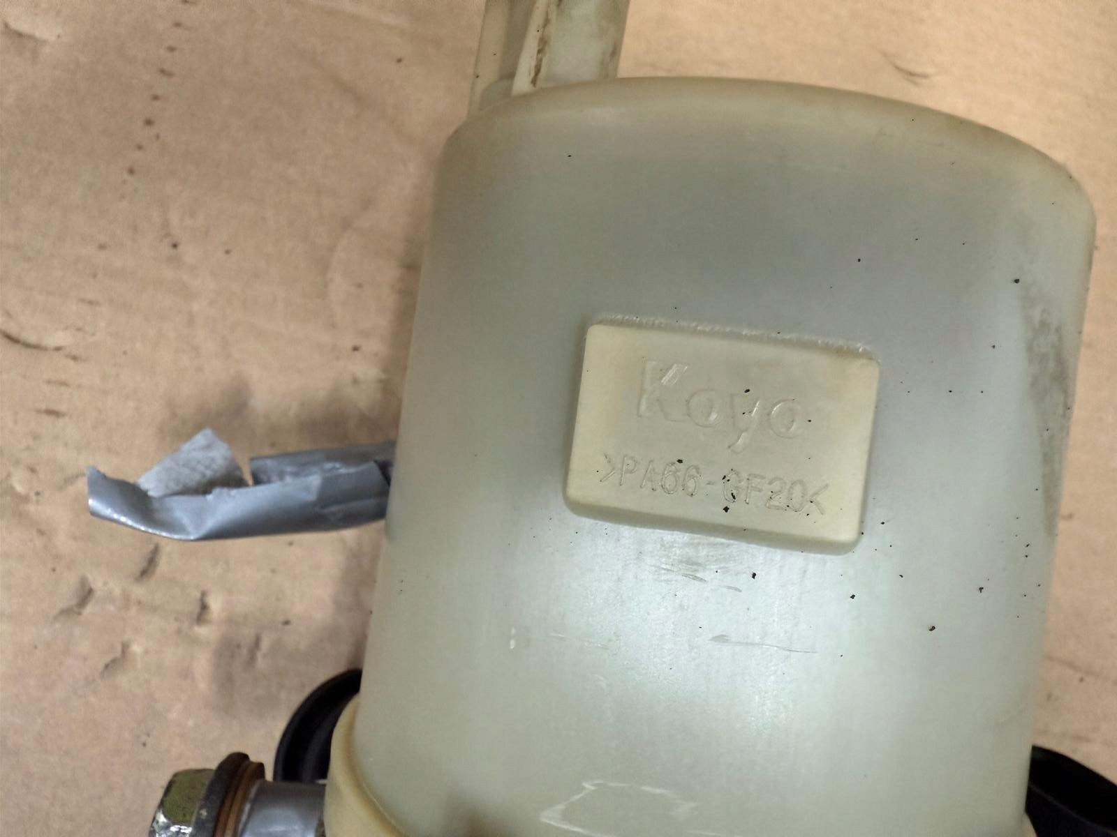 mazda 3 II BL 09-13 1.6 Бензин насос гур koyo 2 разъемы