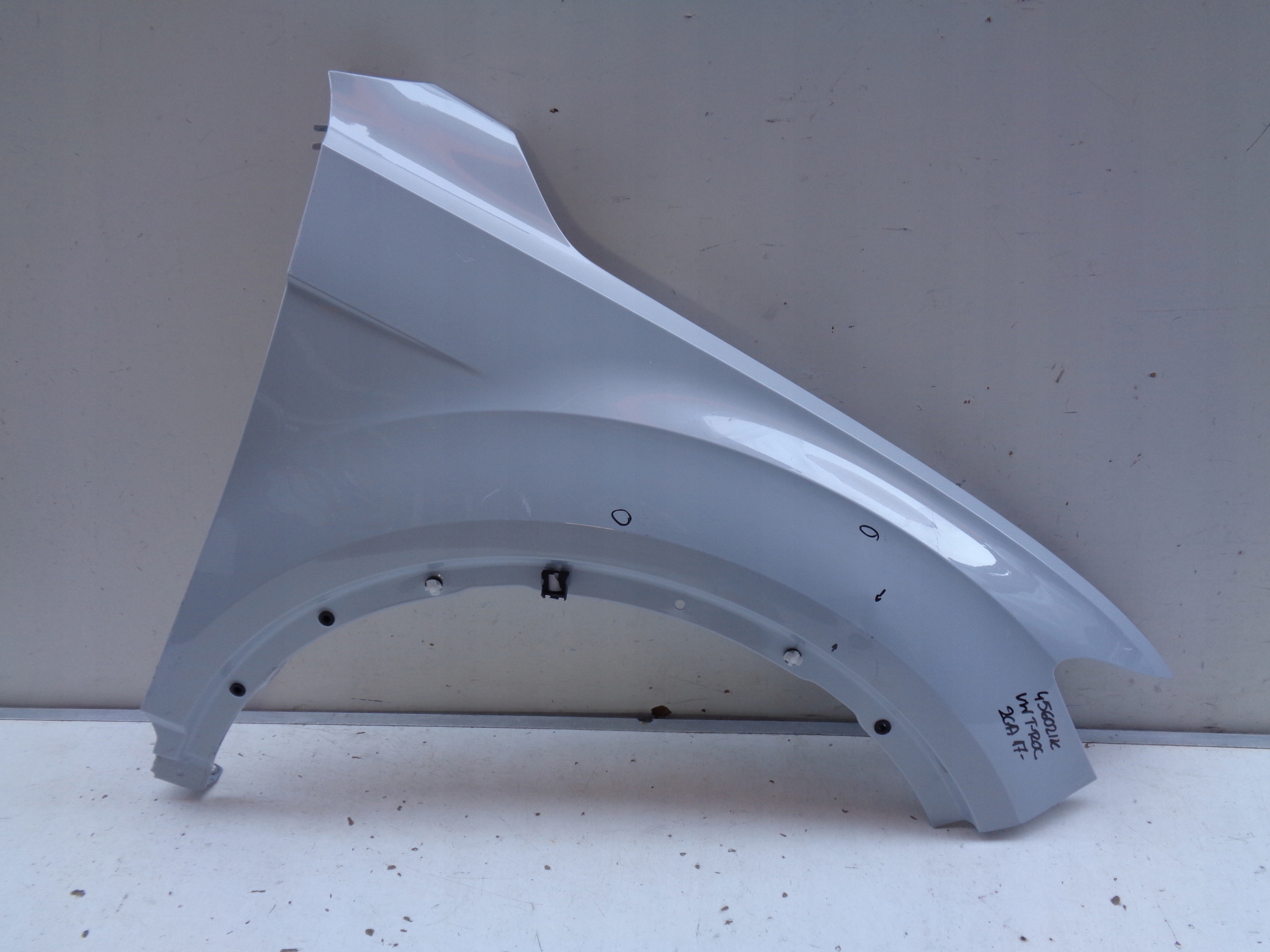 fender right front VW T-ROC 2GA 17- NR 45602