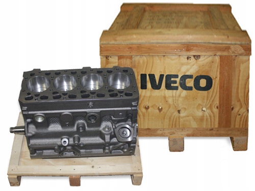 SILNIK SŁUPEK BLOK NEW HOLLAND SILN.8045.25