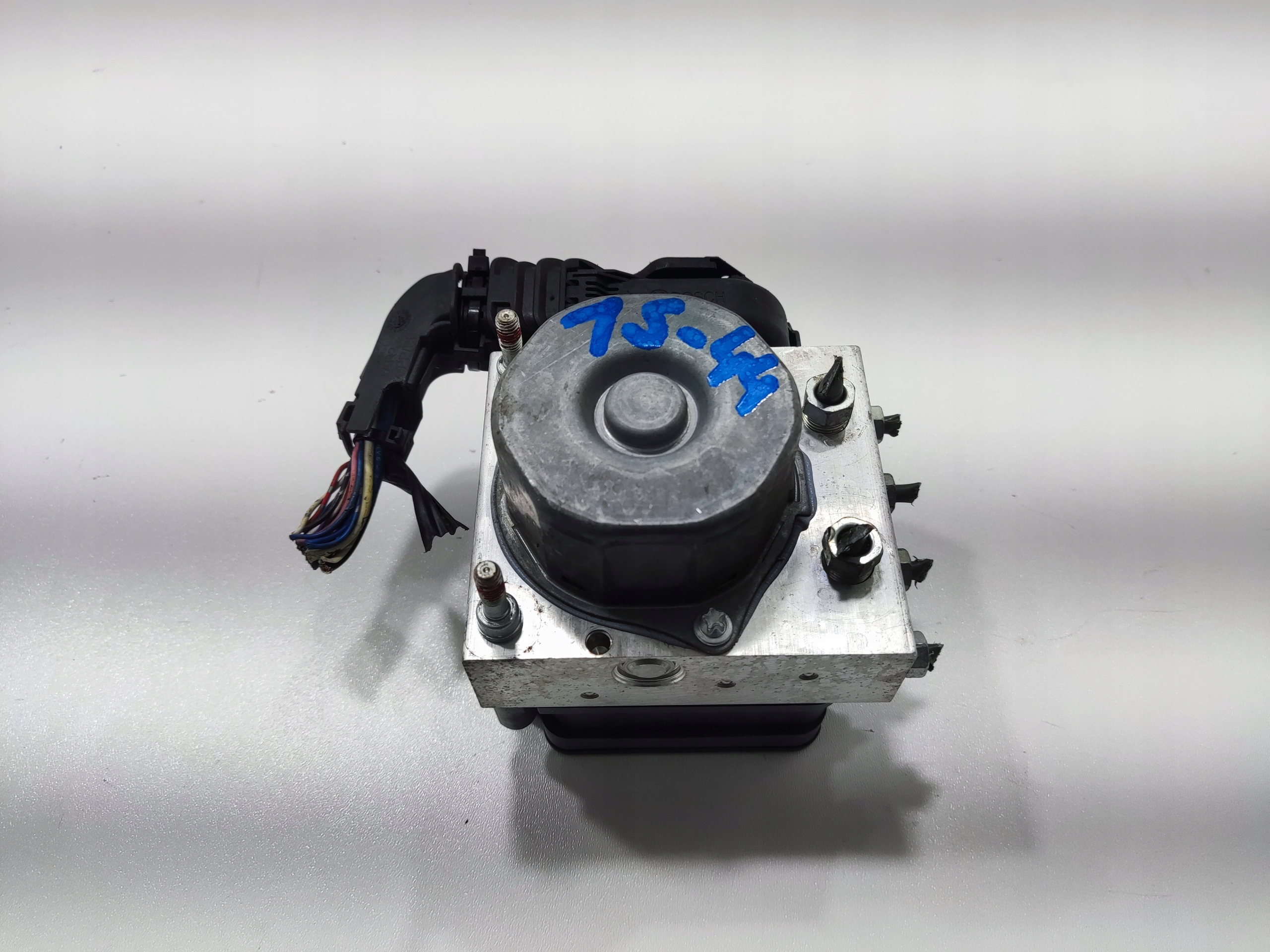 pump control unit ABS TOYOTA AURIS II E18 2012-2018 44540-02390