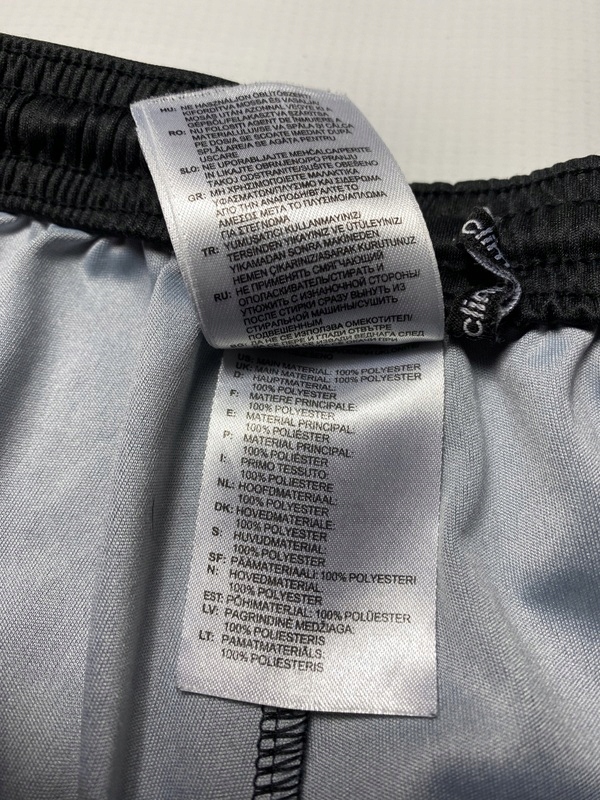 MANCHESTER UNITED ADIDAS Clima Lite oryginalne czarne spodenki M Rozmiar M