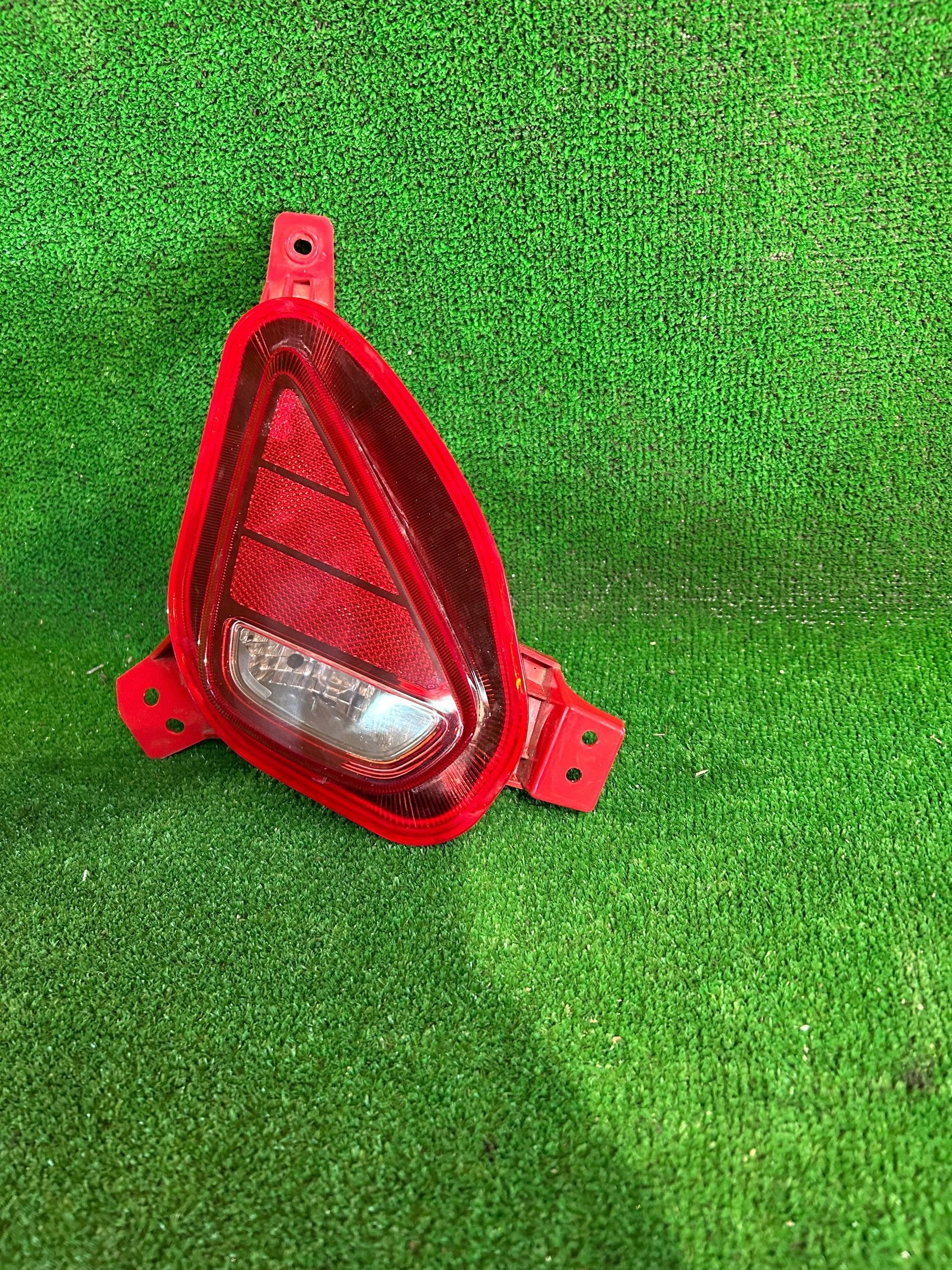 light rear part rear right W bumper KIA X-CEED NR.L44