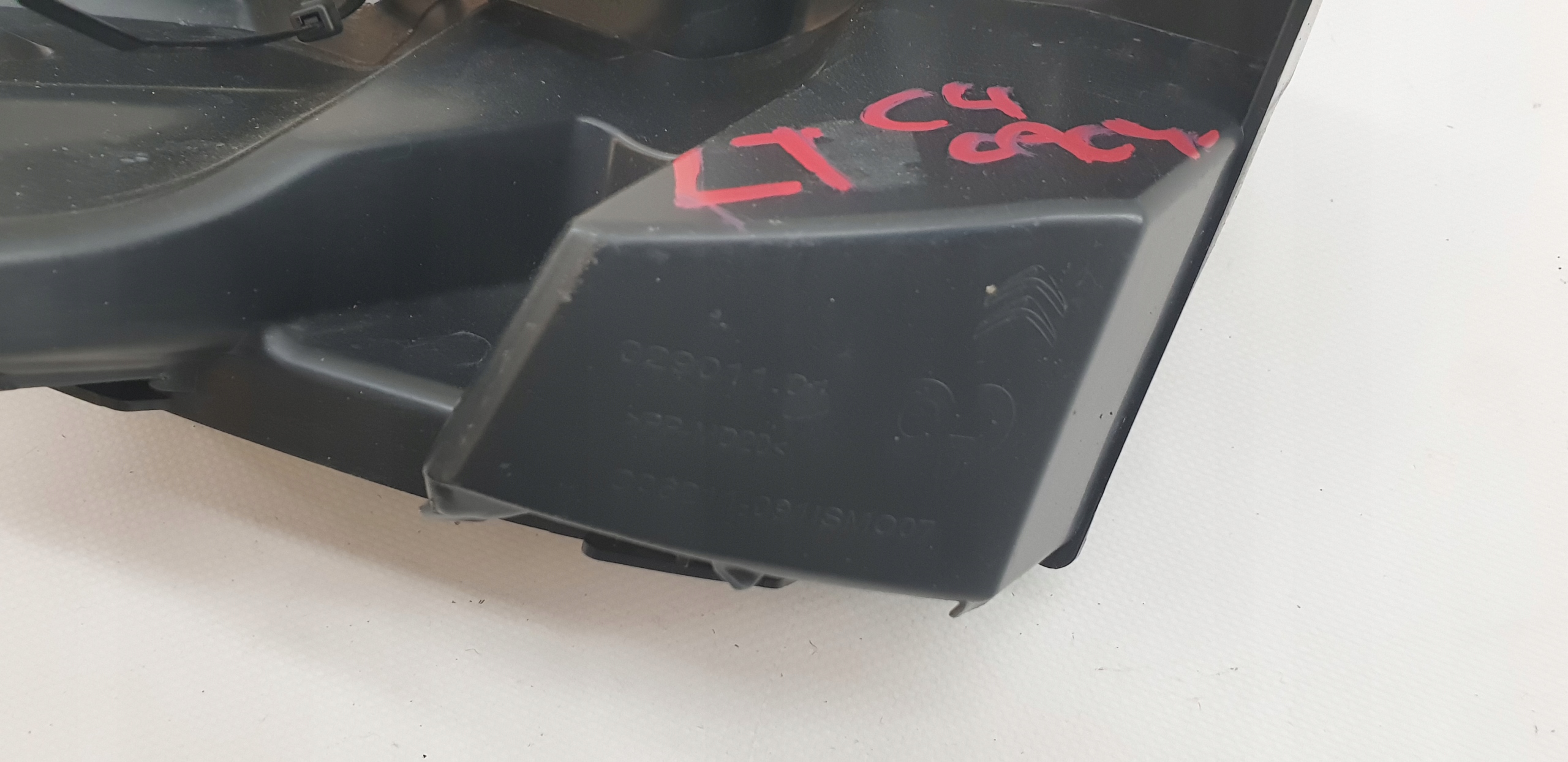 bumper bracket left rear part KOMPLET CITROEN CACTUS 9801687580 9801685980