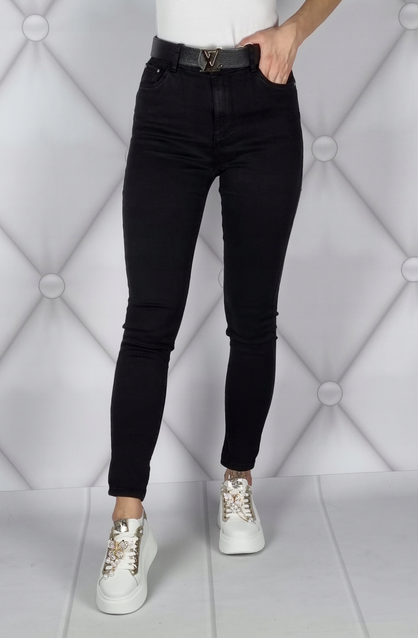 SPODNIE CZARNE M.SARA PLUS SIZE ROZMIAR 36/3XL Fason rurki