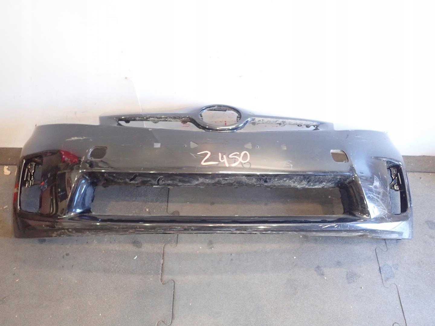 nárazník předek přední TOYOTA PRIUS III 2009-2012