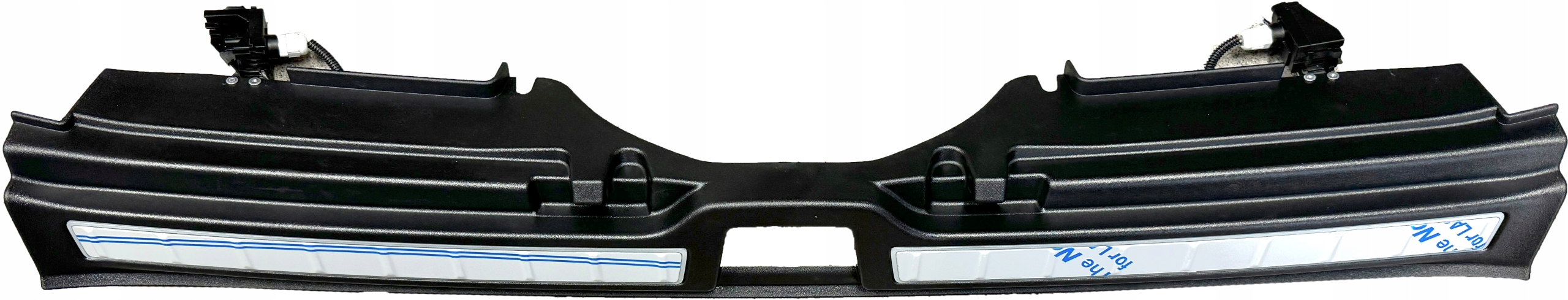 Podświetlana listwa bagażnika C40 2022 Producent części Volvo OE