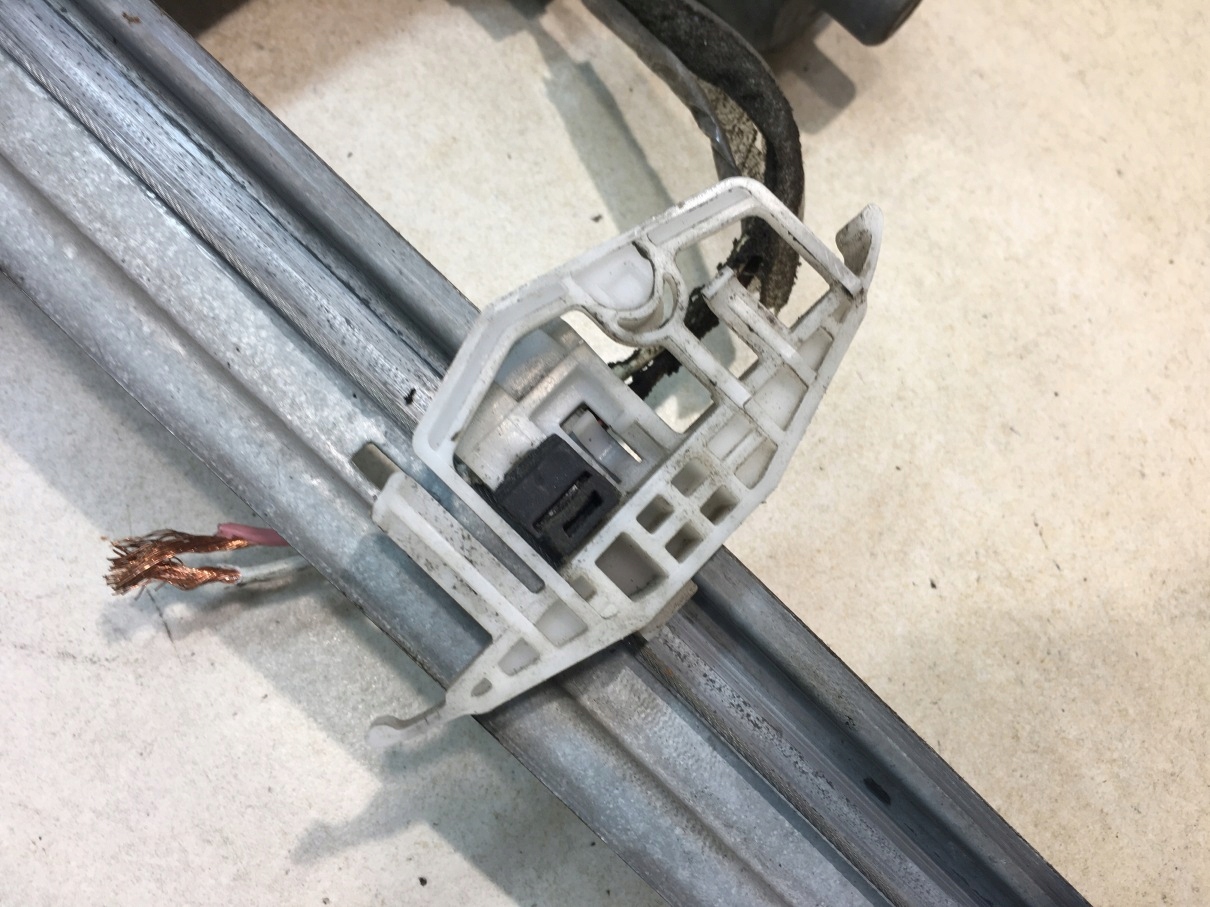 window regulator right front XSARA PICASSO 0130821900