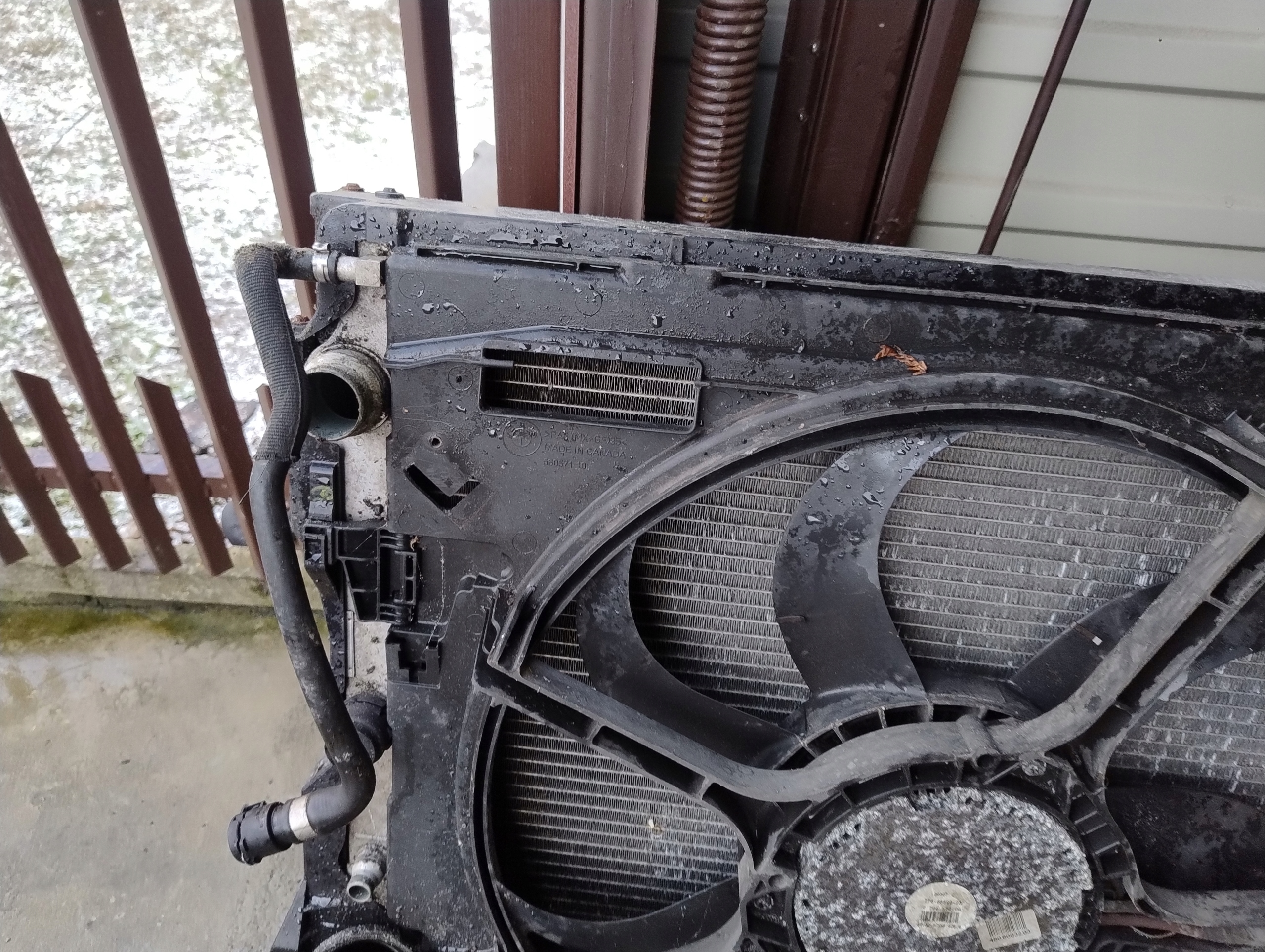 KOMPLET chladiče ventilátor BMW X5 E70 3.0D 7796542