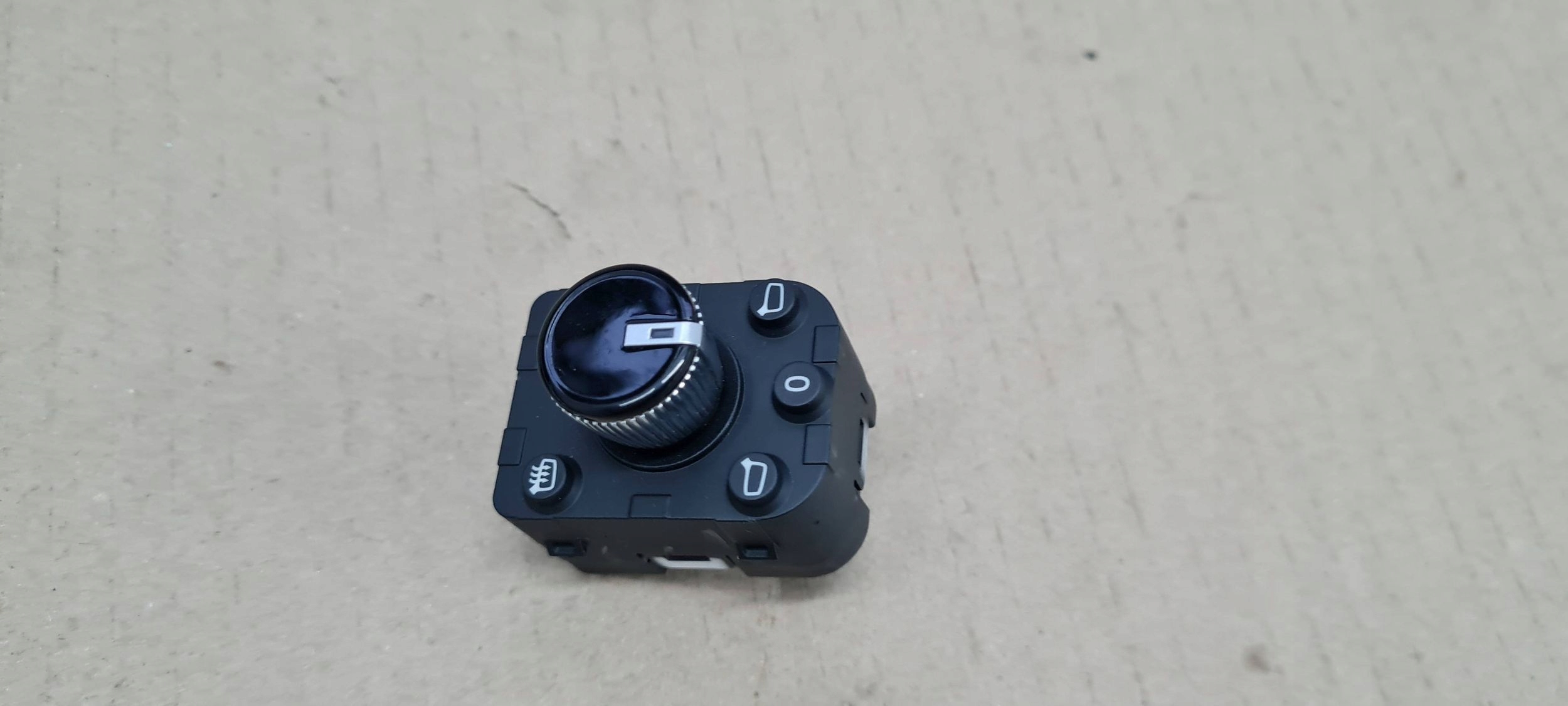 SQ8 4M RSQ8 Q8 control panel of mirrors button 4N0959565 SQ7 4M Q8 A6 C8