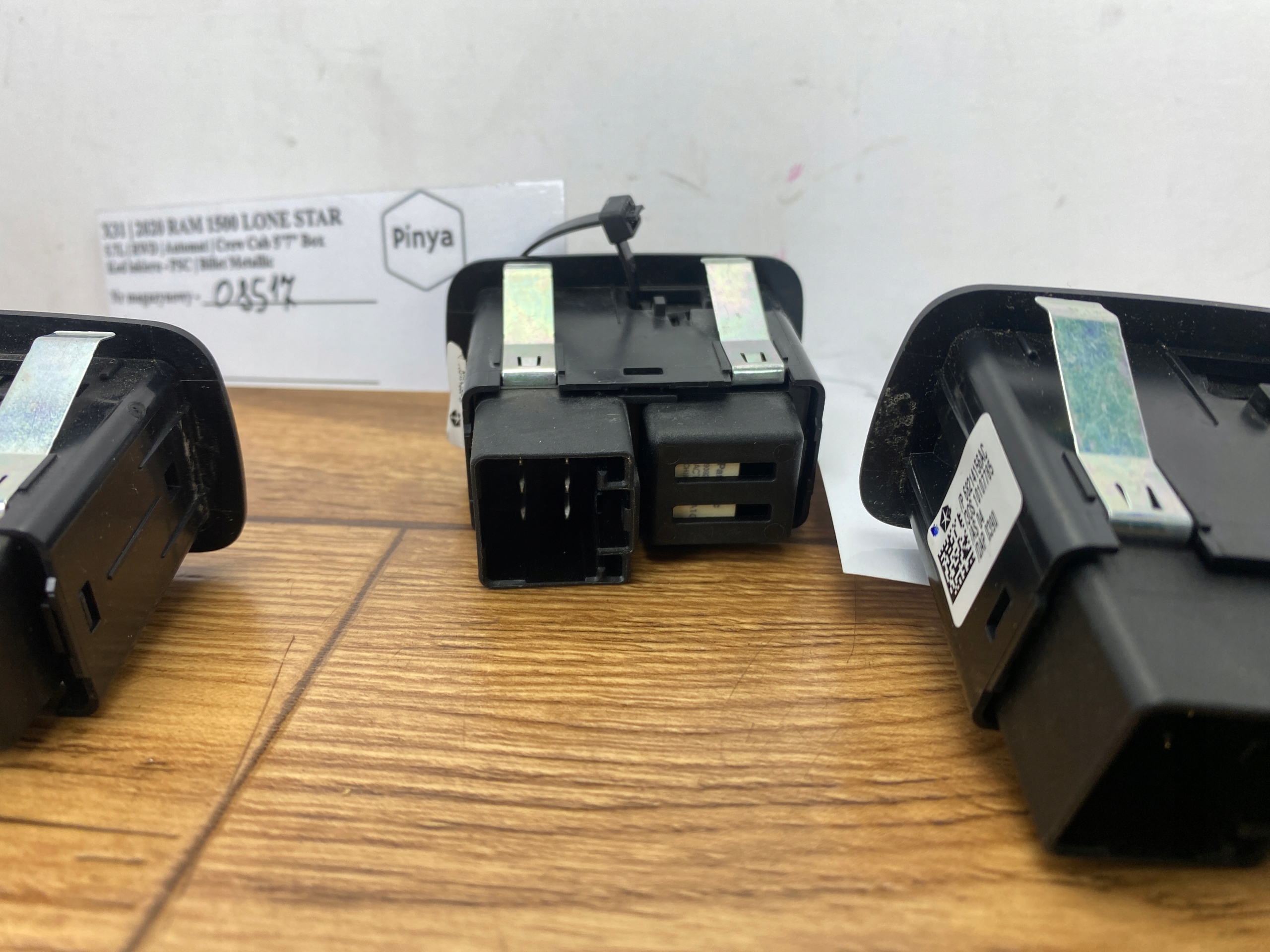 window control switch rear part Ram 1500 2019+ USA