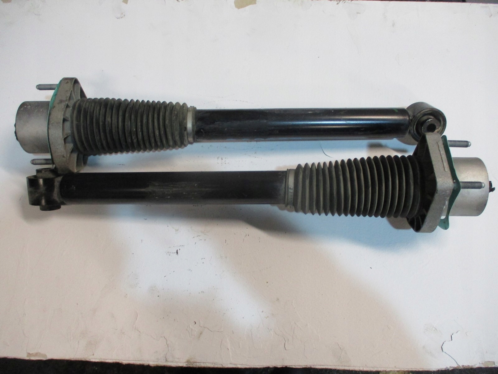 STOSSDÄMPFER RANGE ROVER SPORT JK62-18W002-AC HECK