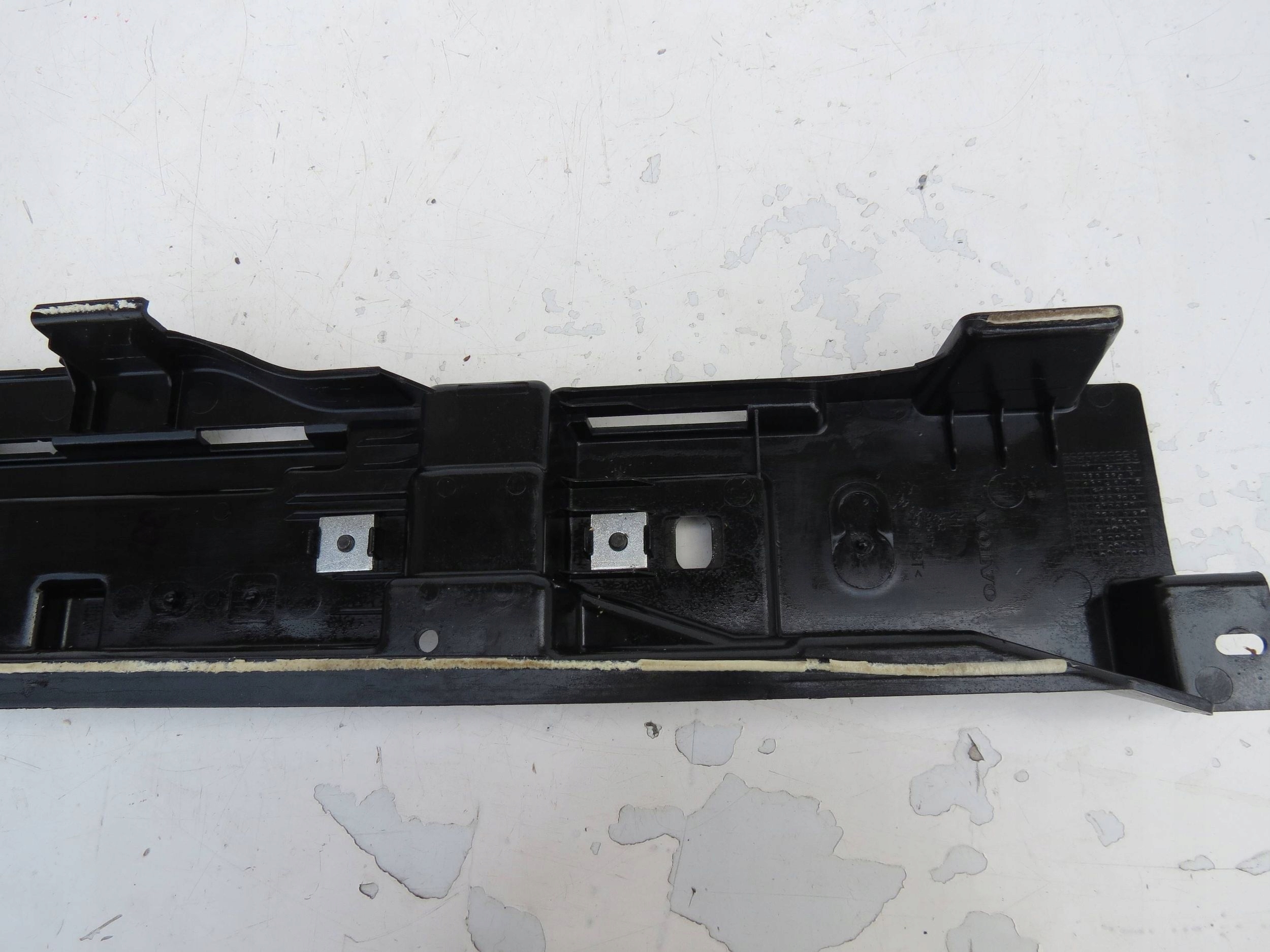 Support plaque Sol Droite Arrière VOLVO XC70 II AWD 2.4D 185KM 2000-2007r