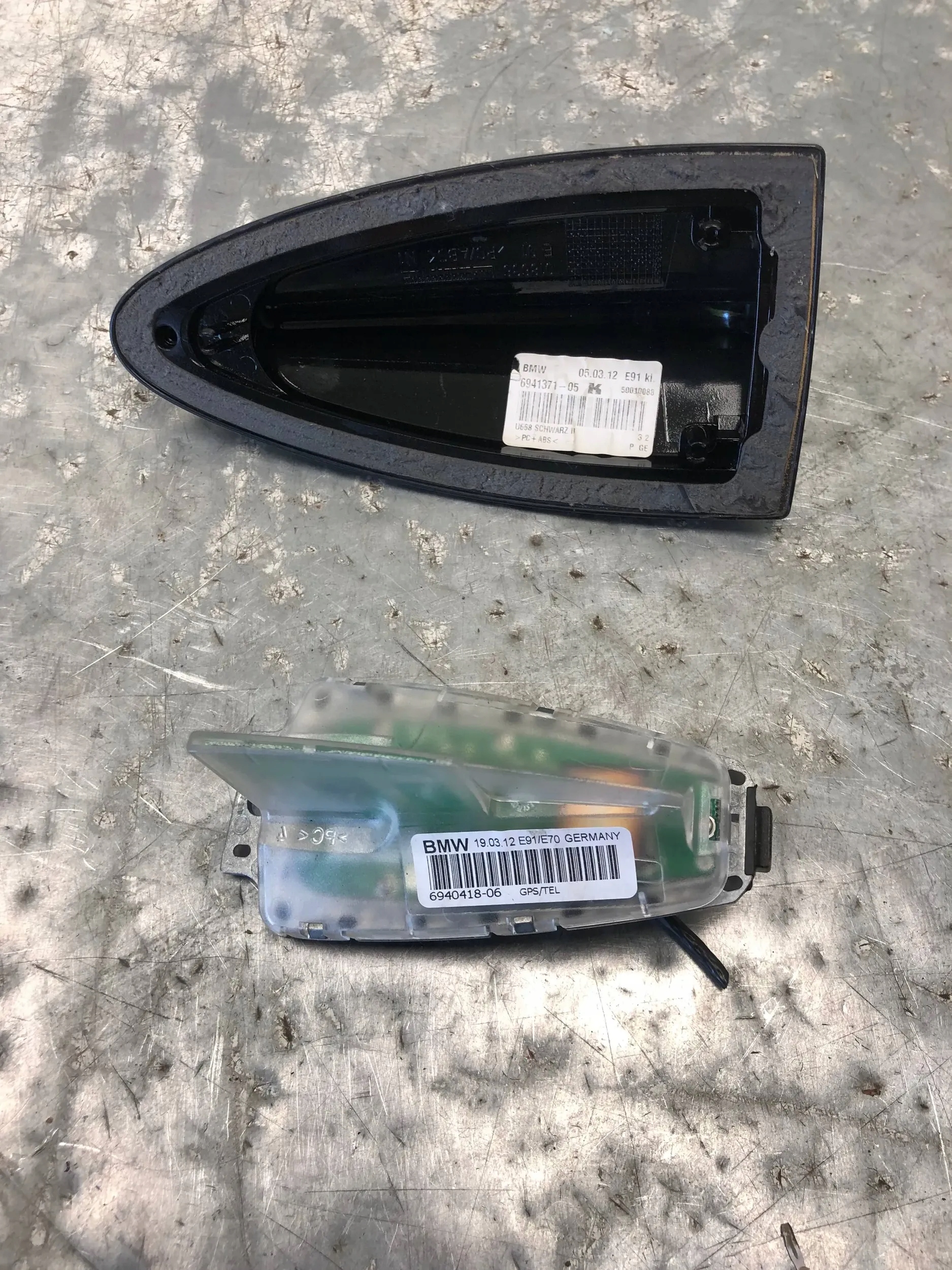 ANTENA dach REKIN BMW X1 E84 U668 6941371