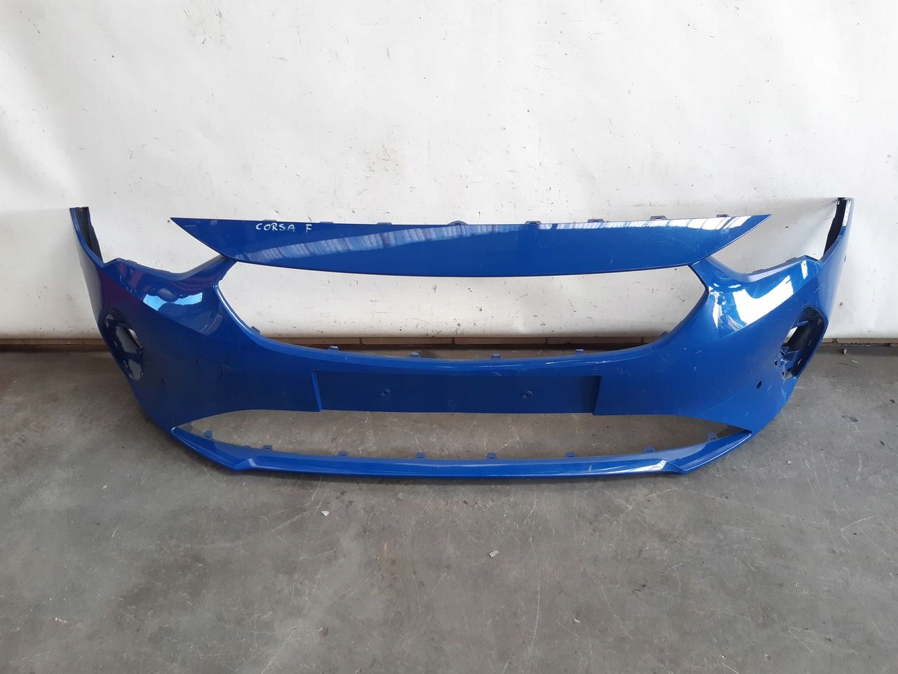 bumper front front Opel Astra L VI