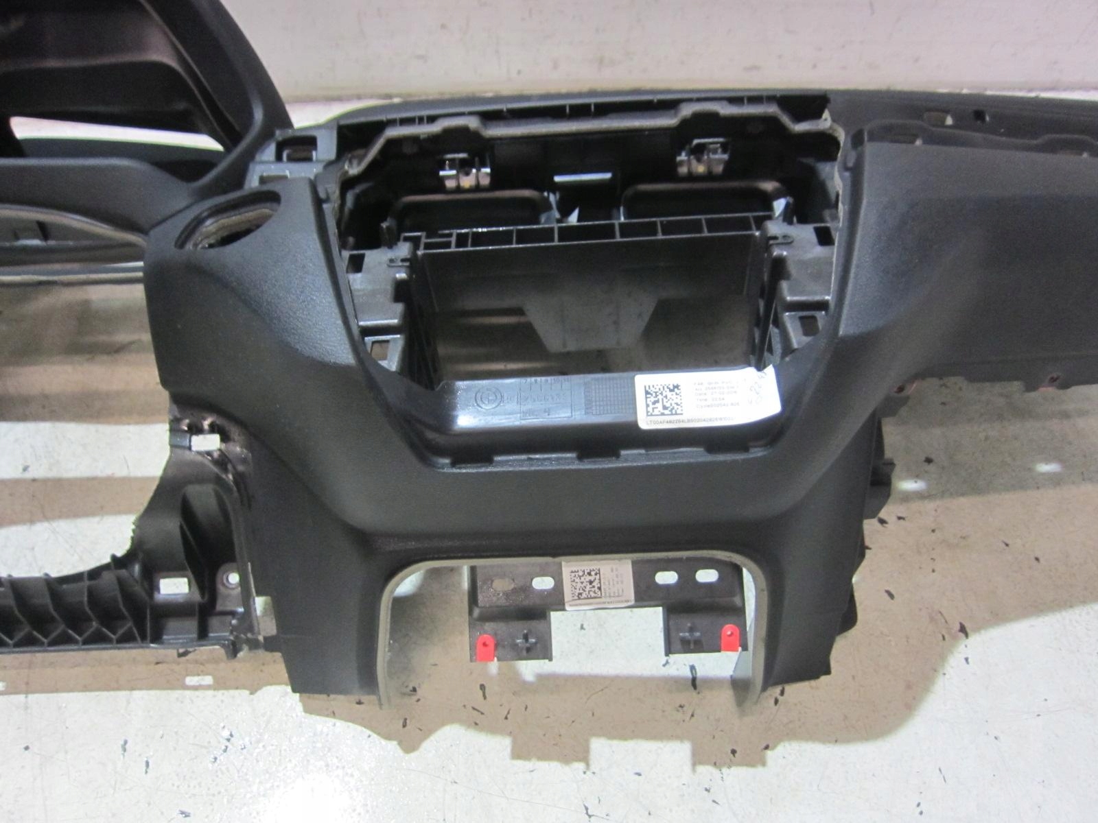 BMW X1 F48 dashboard instrument panel console 6969855 HEAD UP black 51456969855