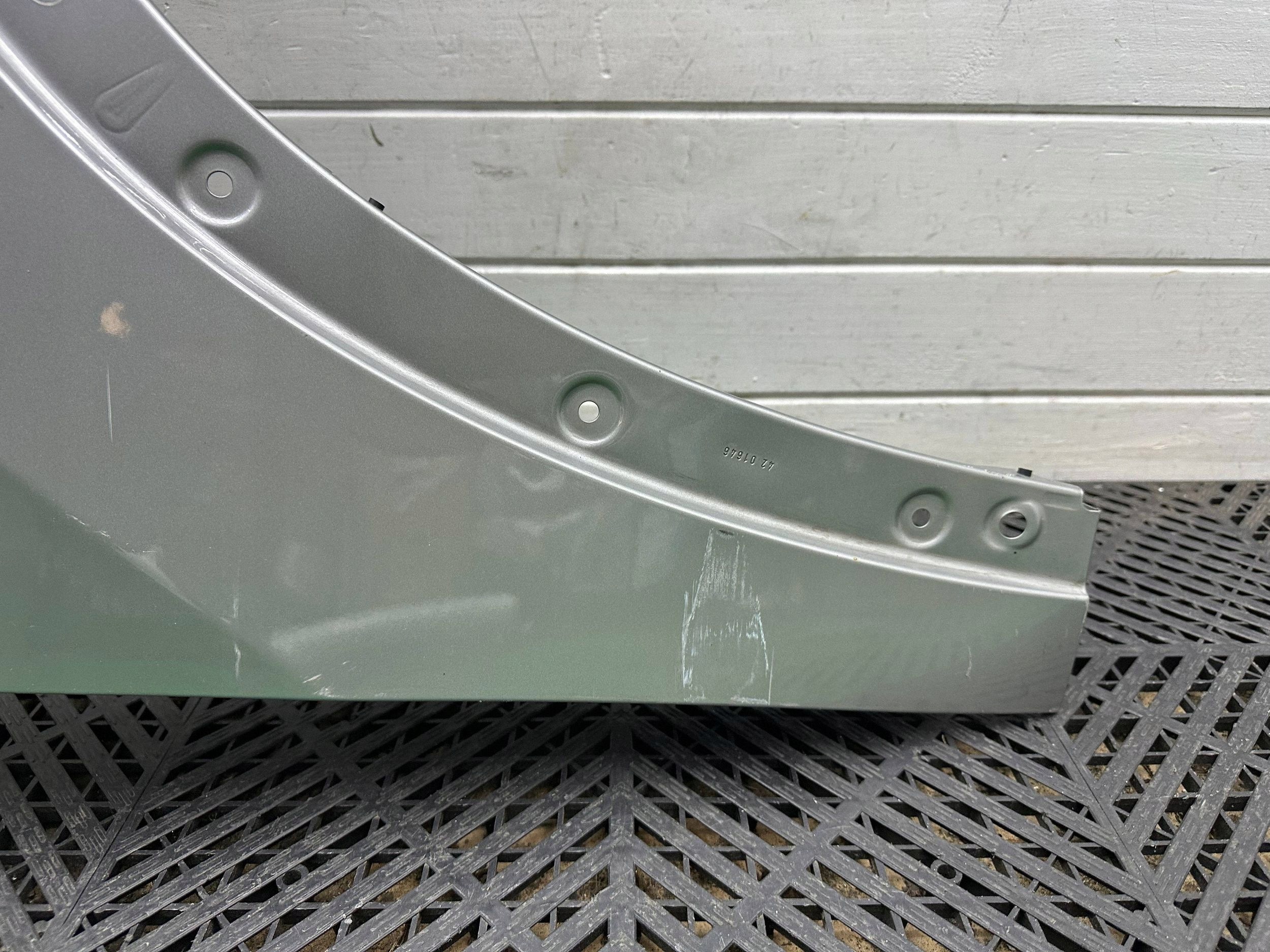 fender front side right BMW X1 U11