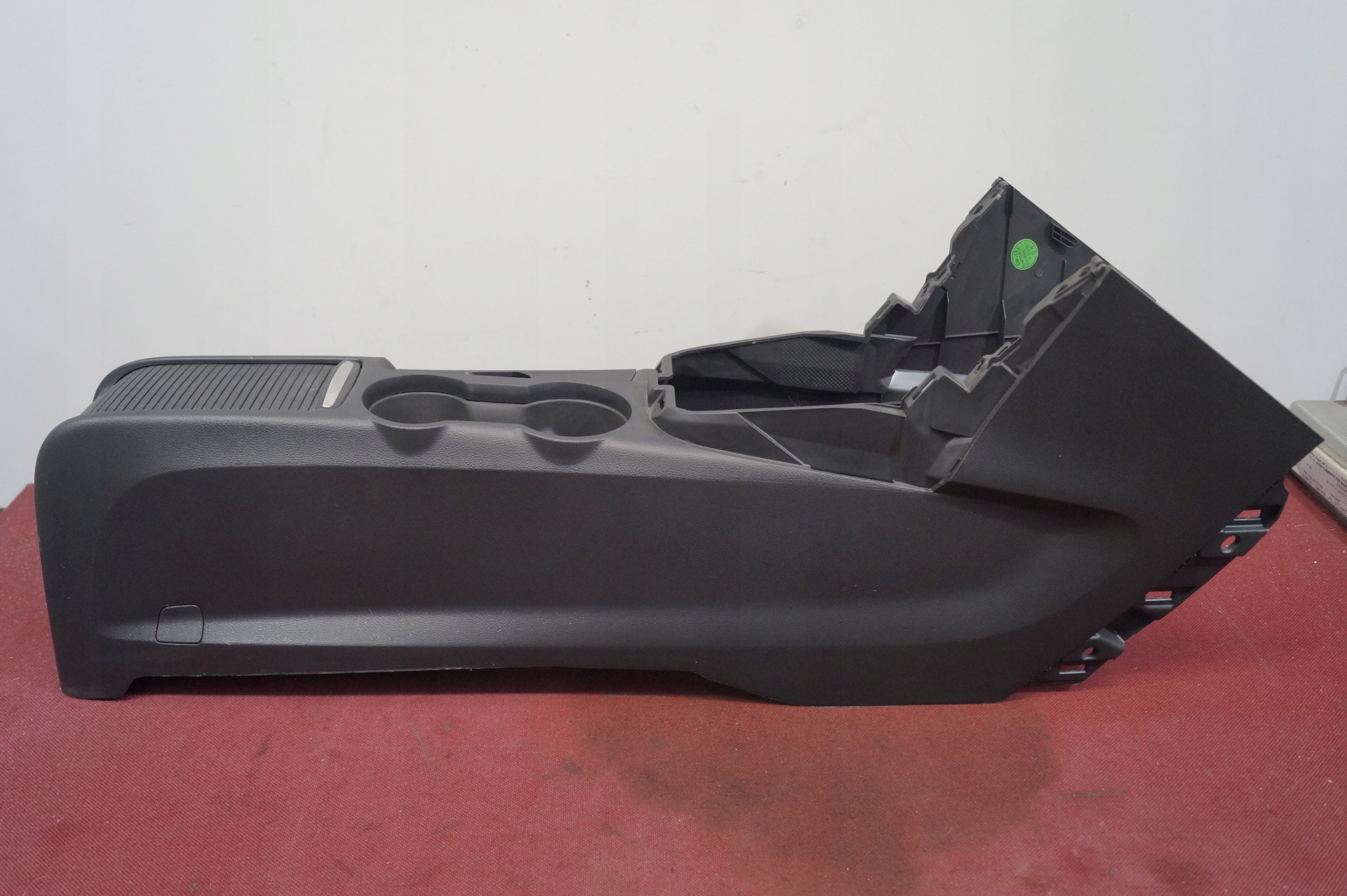 Tunel środkowy Opel Mokka 12-19r Europa Typ samochodu 4x4/SUV Samochody osobowe