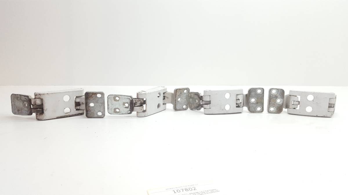 ZAWIAS ZAWIASY TYŁ KOMPLET 906 W906 SPRINTER CRAFTER I 270 BIAŁE Typ samochodu Samochody osobowe