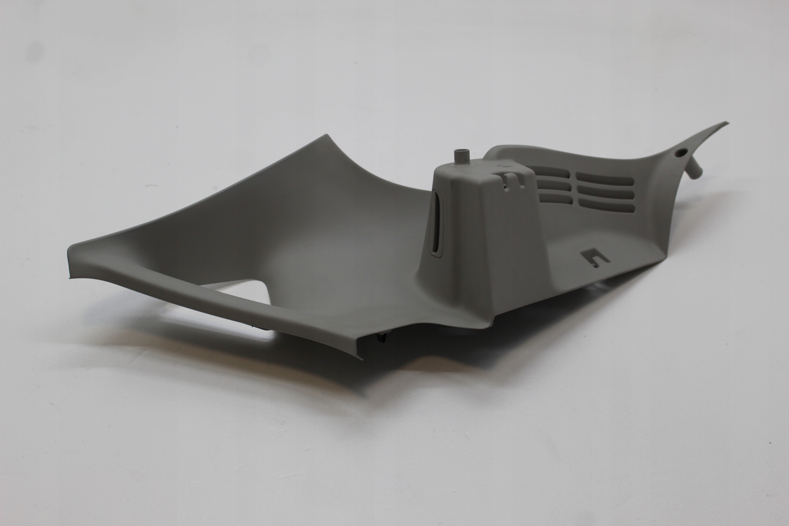 SEAT IBIZA IV OSŁONA SŁUPKA PRAWA 6J4867288