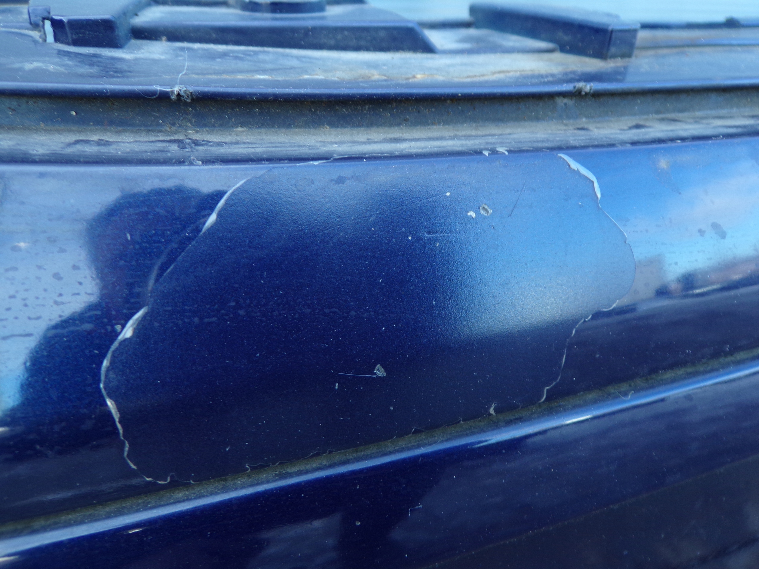 front bumper front VOLKSWAGEN TOURAN 1 and colour LB5N