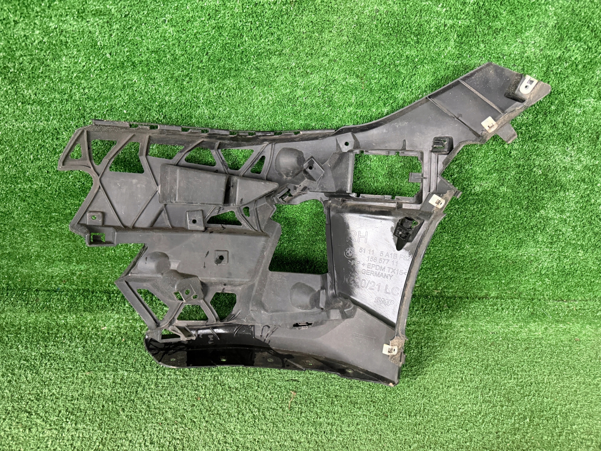 BMW 3 G20 G21 Support Support plaque Pare choc Avant 5A1BF62
