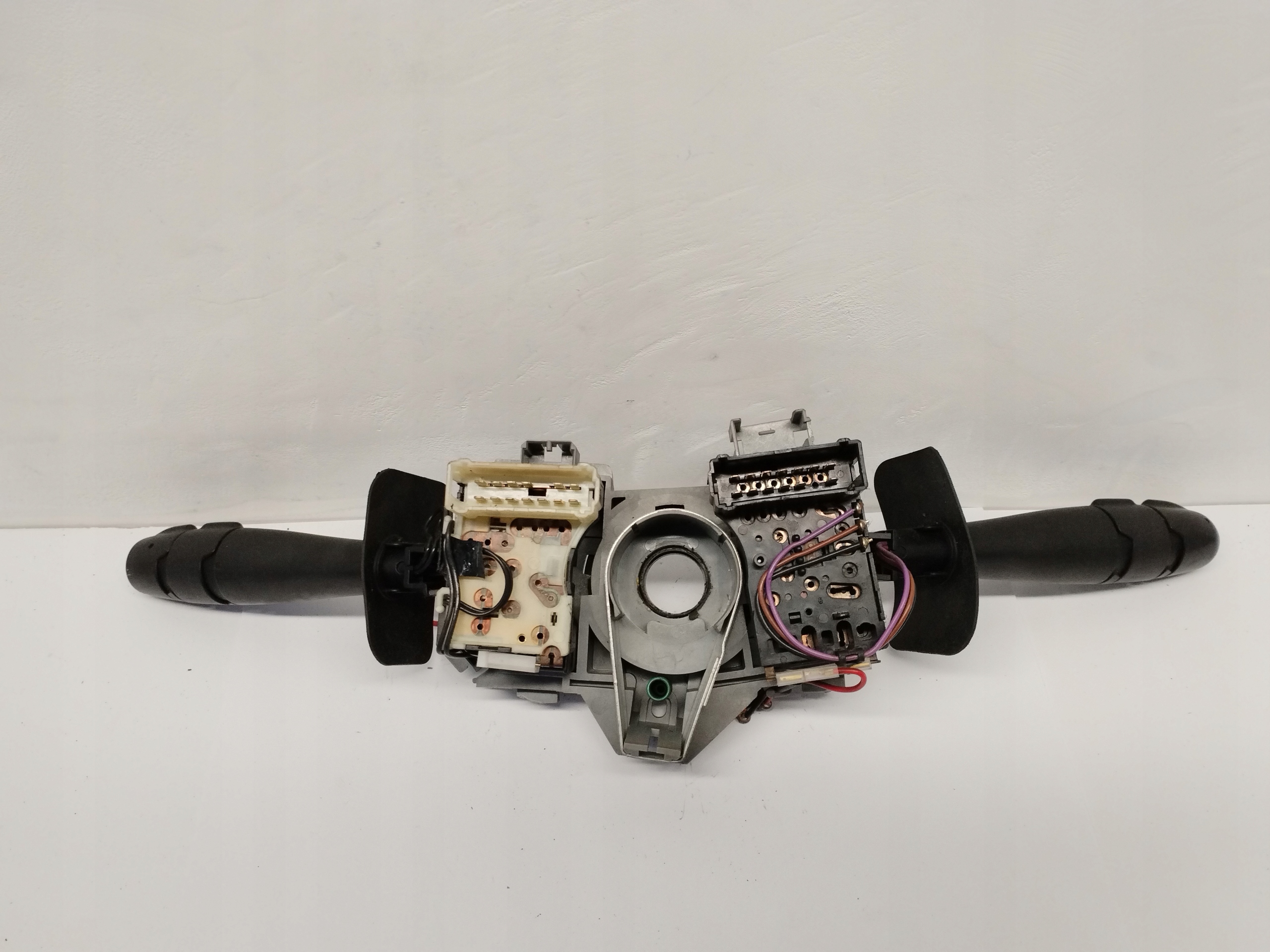 DEVIO LUCI TERGICRISTALLO TERGI pajak Renault 7700428202