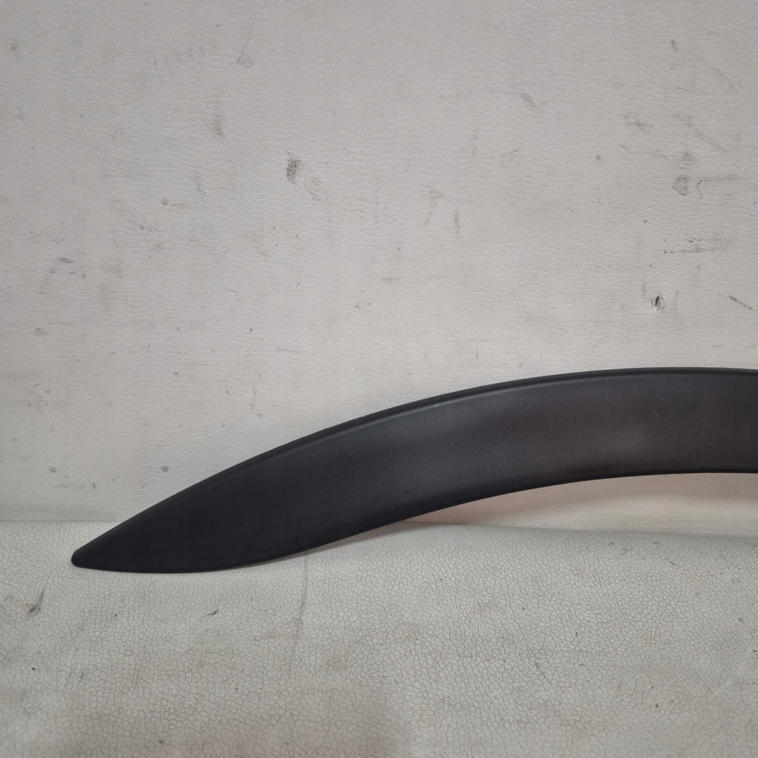 SUBARU OUTBACK 14-19r. -> moulding cap door right rear rear part E2017AL005