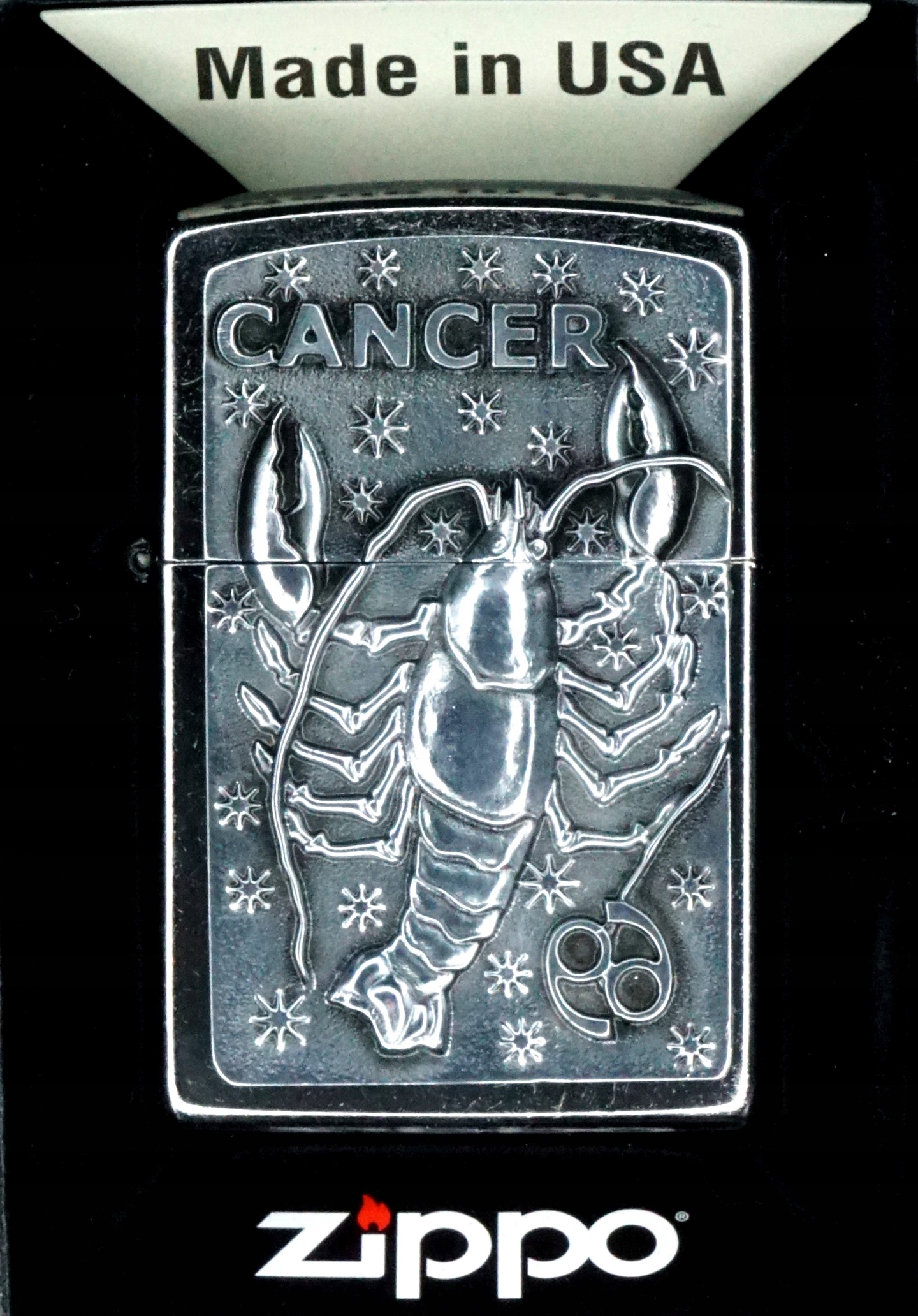 Zapalovač Zippo Zodiac Cancer rak 2006504 Větruodolný benzínový
