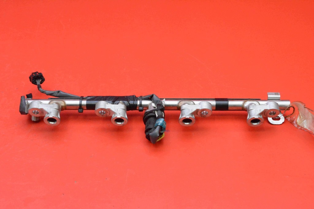 Kraftstoffverteiler Einspritzleiste Einspritzdüse PYFA-131F8 MAZDA MX-5 IV ND 2.0 SKYACTIV-G 184 KM