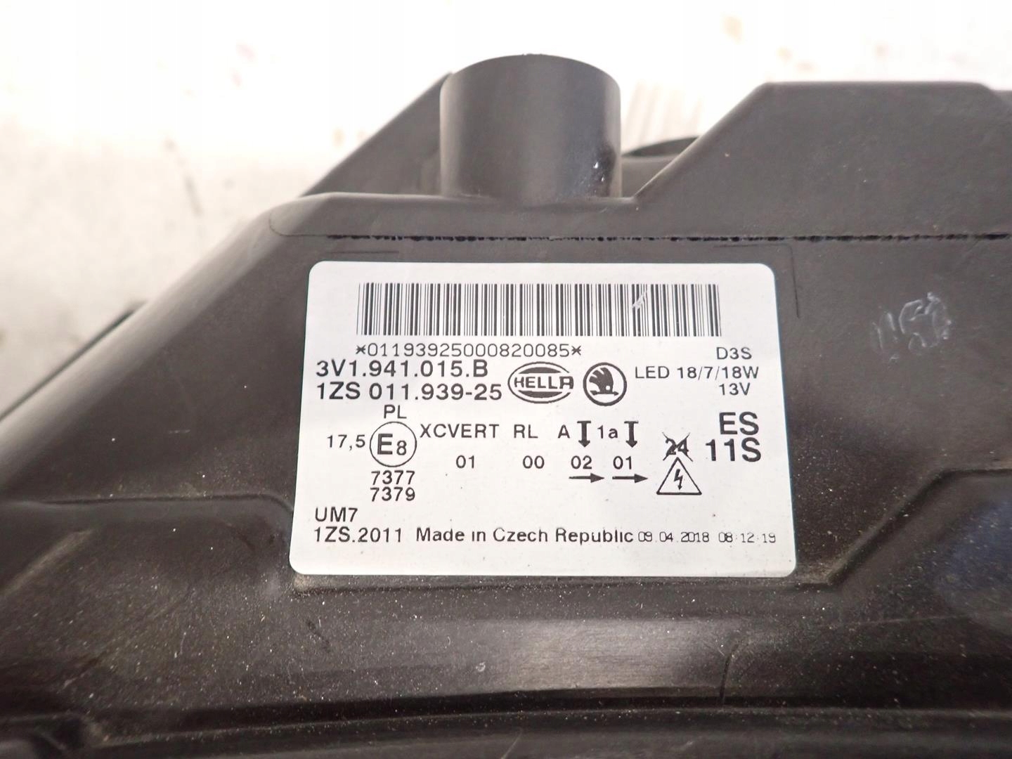 light front front left SKODA SUPERB III 2015- BI-XENON SKR 3V1941015B