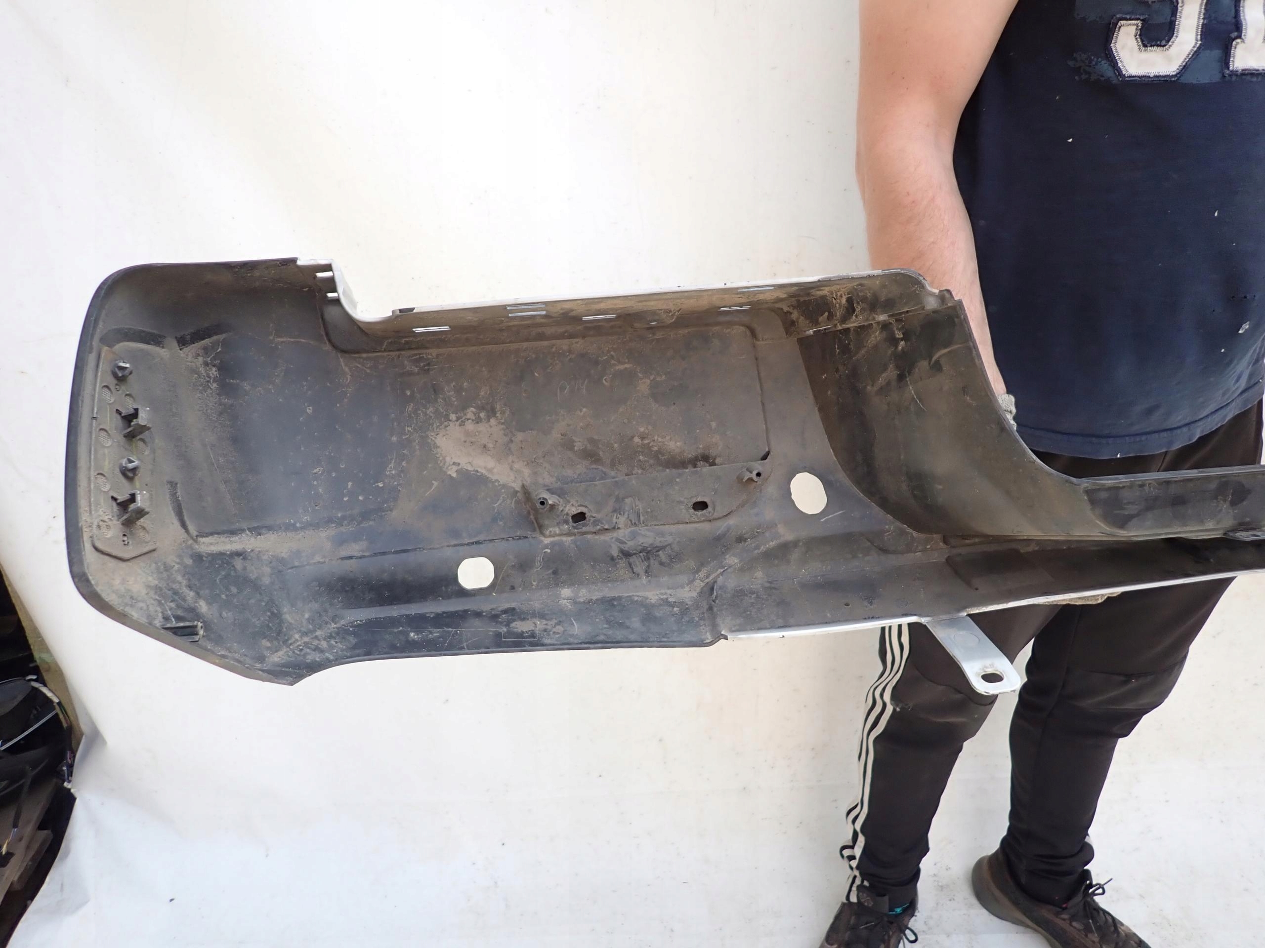 MITSUBISHI L200 LIFT 19- bumper rear part rear PDC