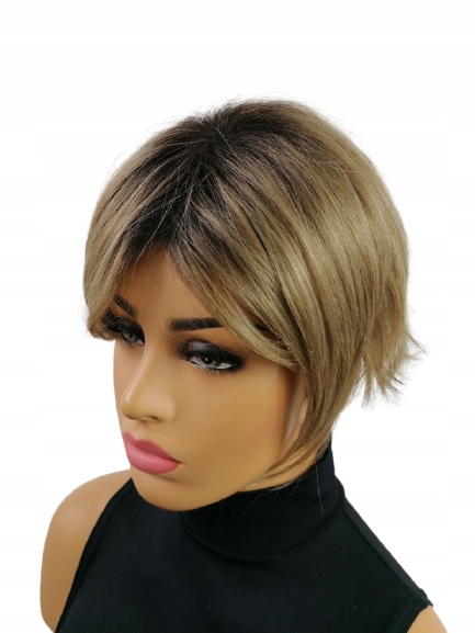 Paruka Taylor stínovaná toffiee krémem s efektem odrostu – nessaja wigs shop