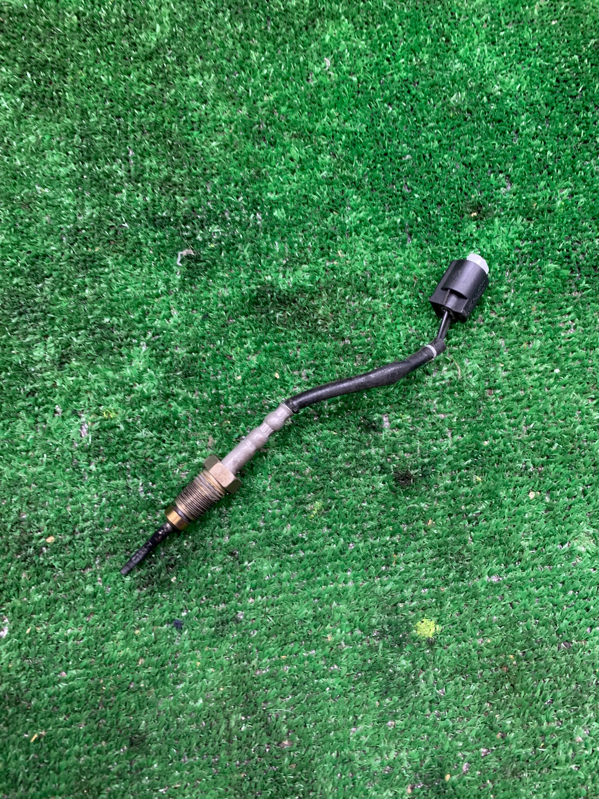BMW E60 E70 E90 Czujnik Temperatury Spalin 7798486