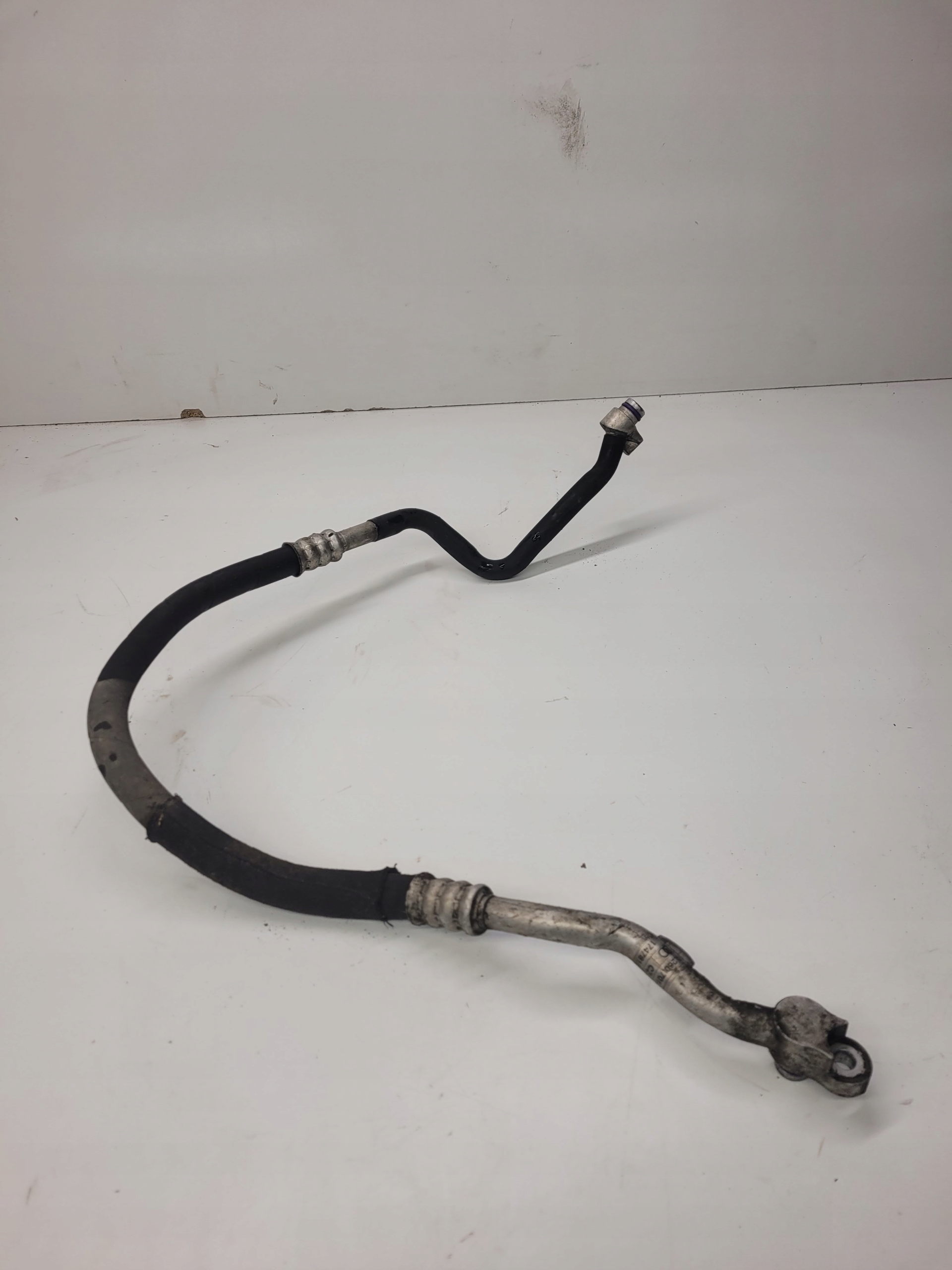 Шланг кондиціонера AUDI A6 C7 A7 4G0260701N