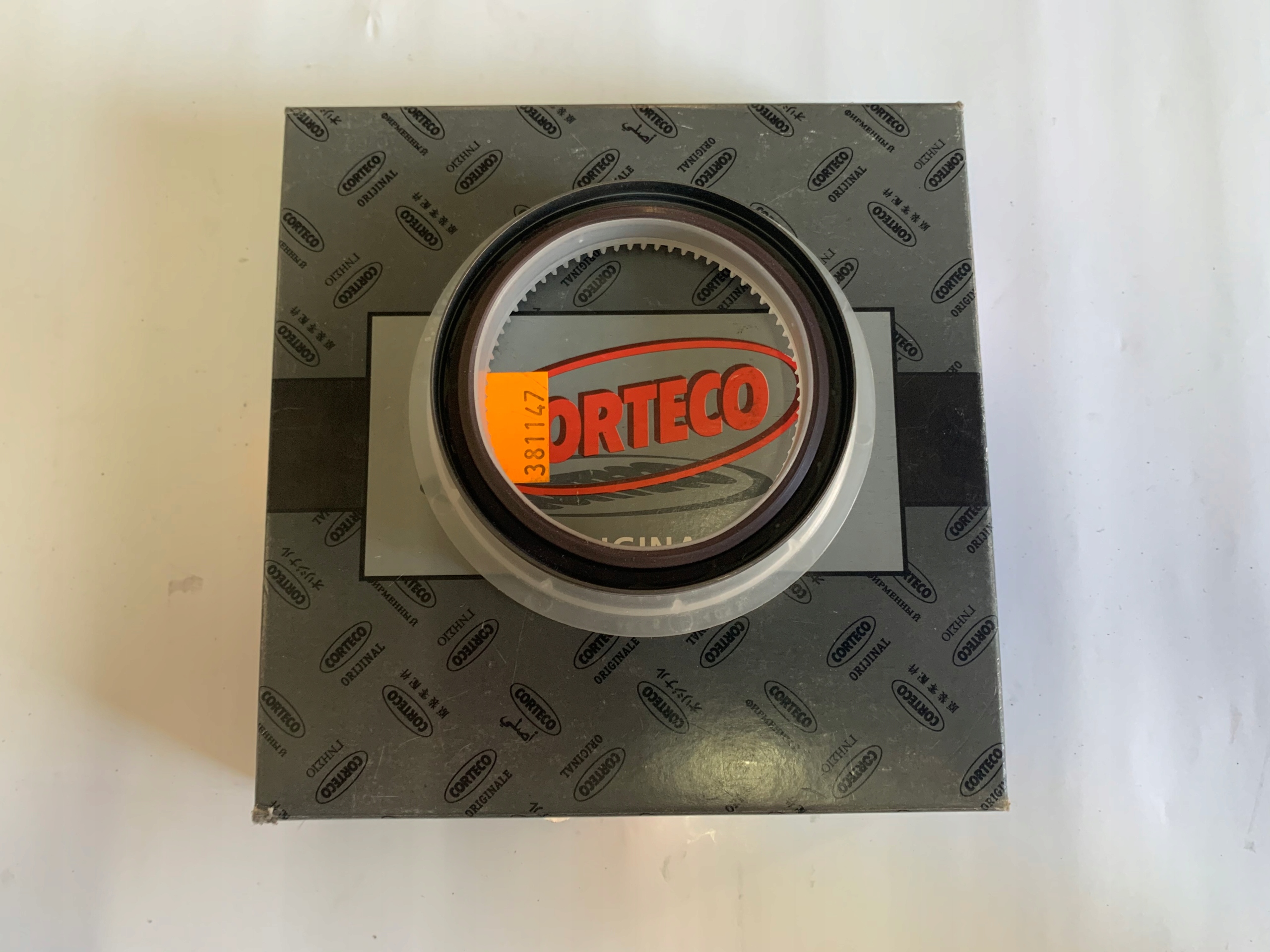 SIMERING WAŁU KORBOWEGO IVECO D 70X90X10 12014729B EAN (GTIN) 3358960147295