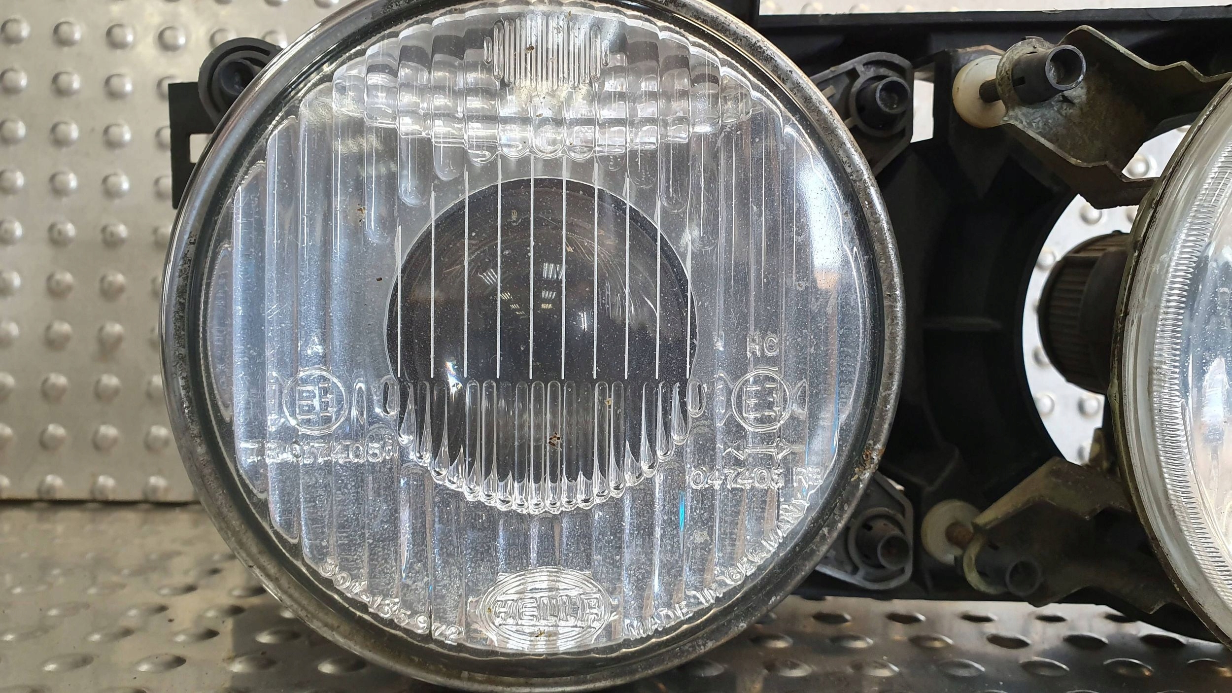 světlo předek pravá BMW 5 E32 E34 86