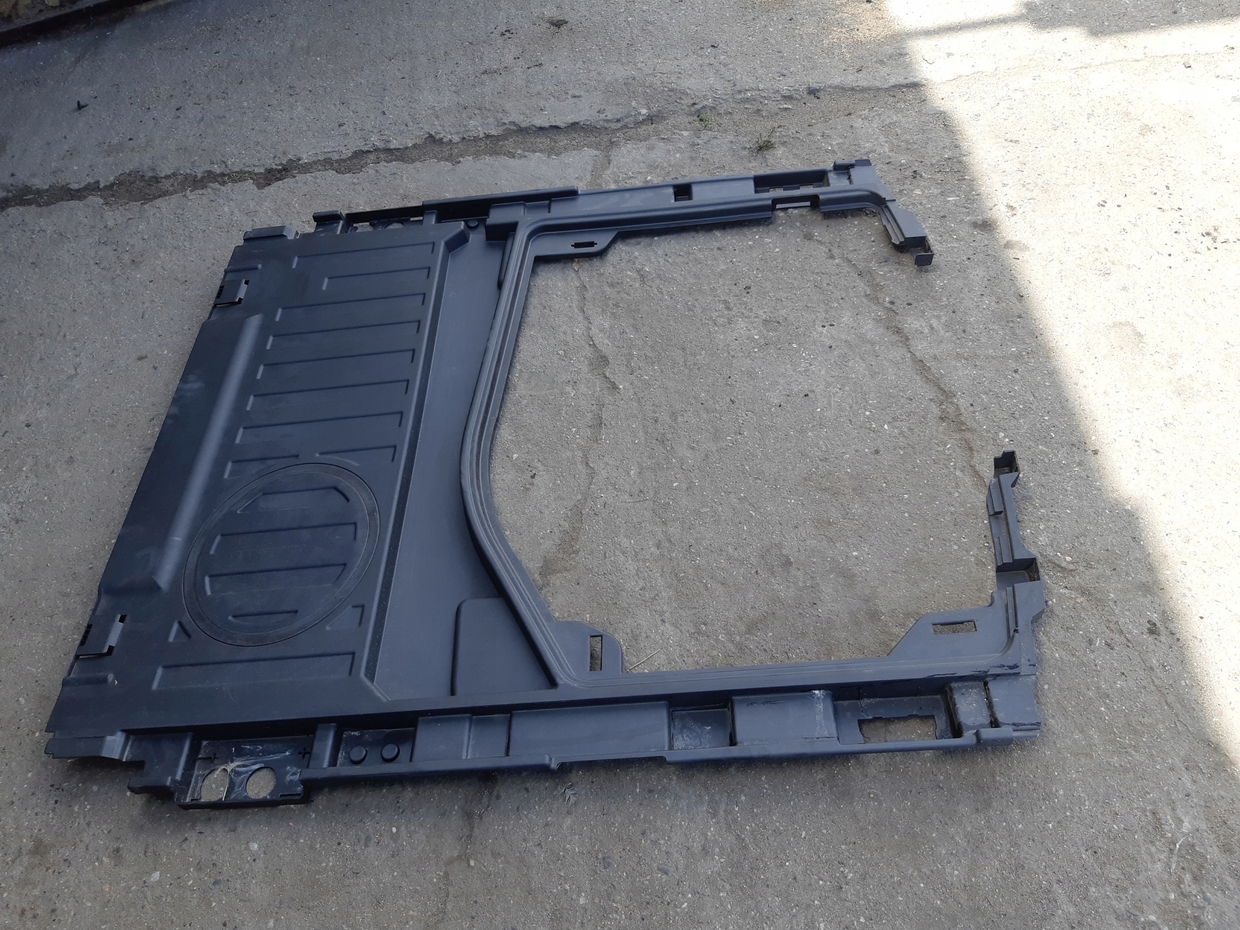 AUDI A6 C7 AVANT KOMBI floor boot 4G9864106A